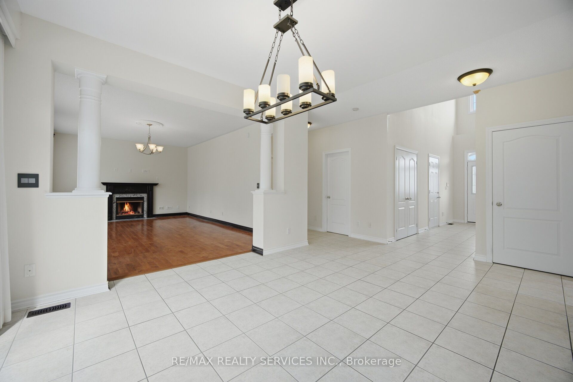 15 Upper Canada Drive Property Photo 20