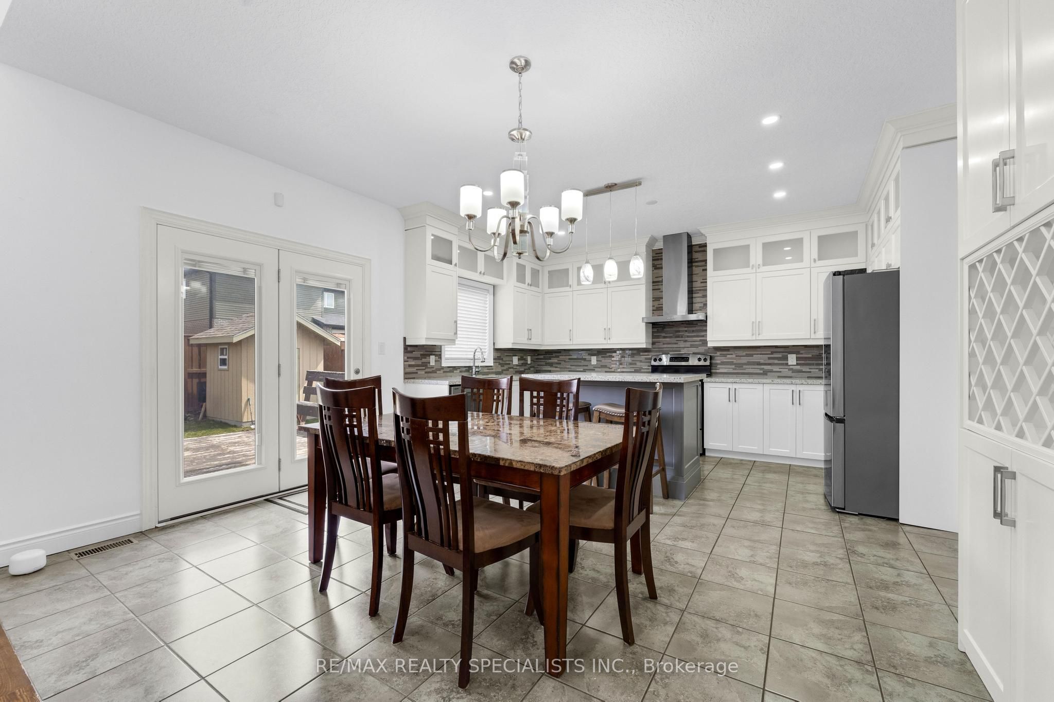 708 Spitfire Street Property Photo 14