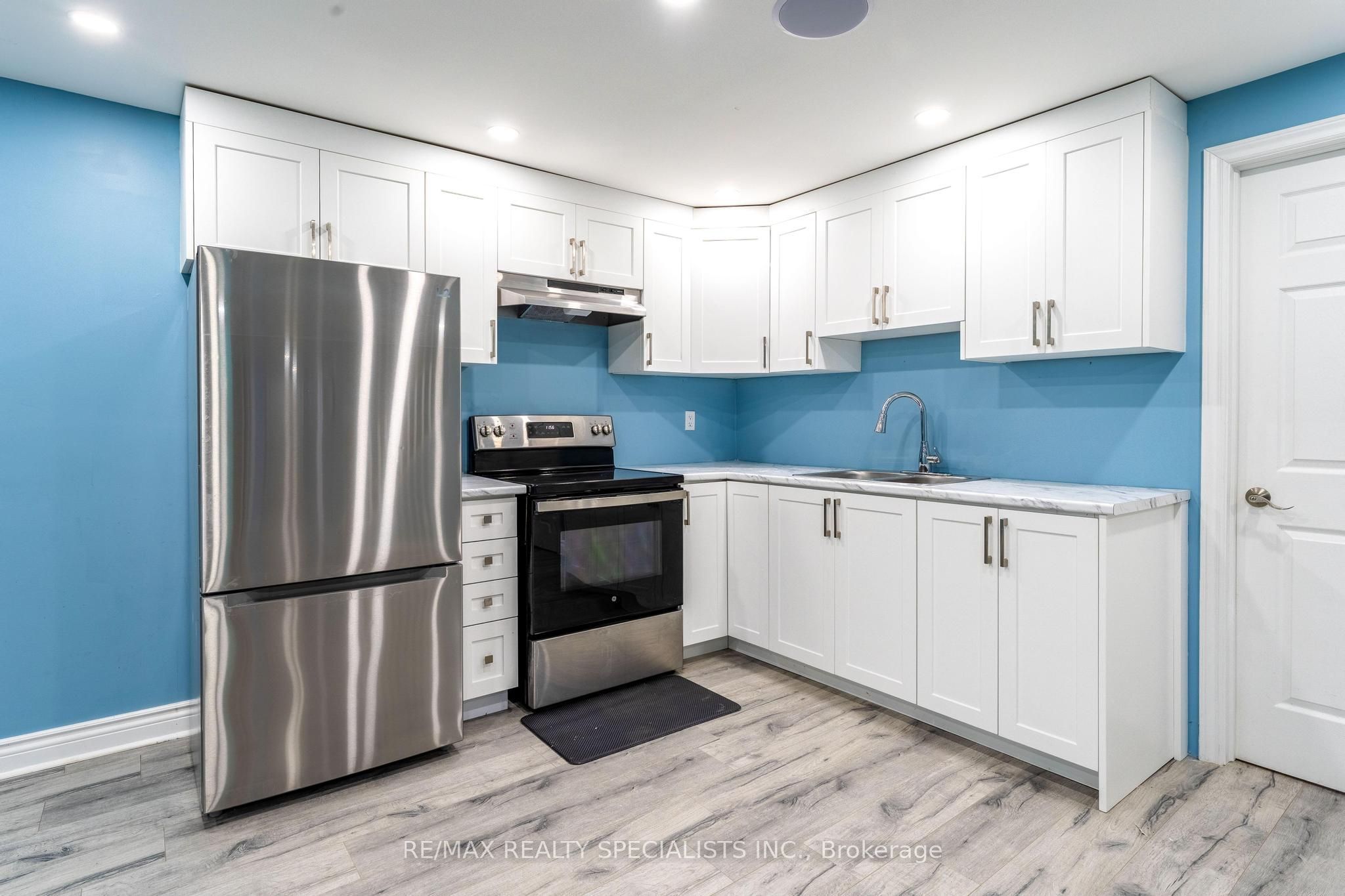 708 Spitfire Street Property Photo 26