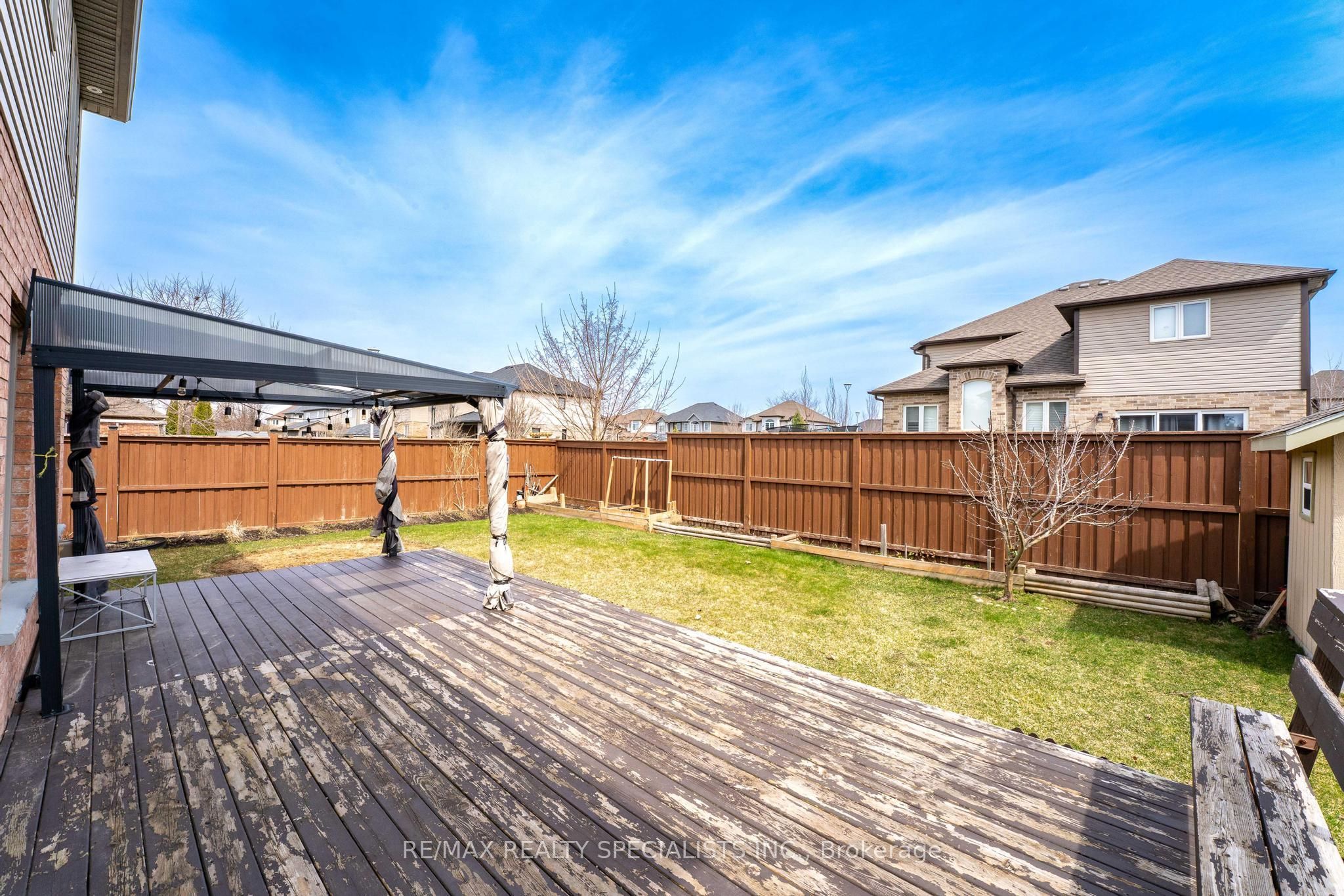 708 Spitfire Street Property Photo 33