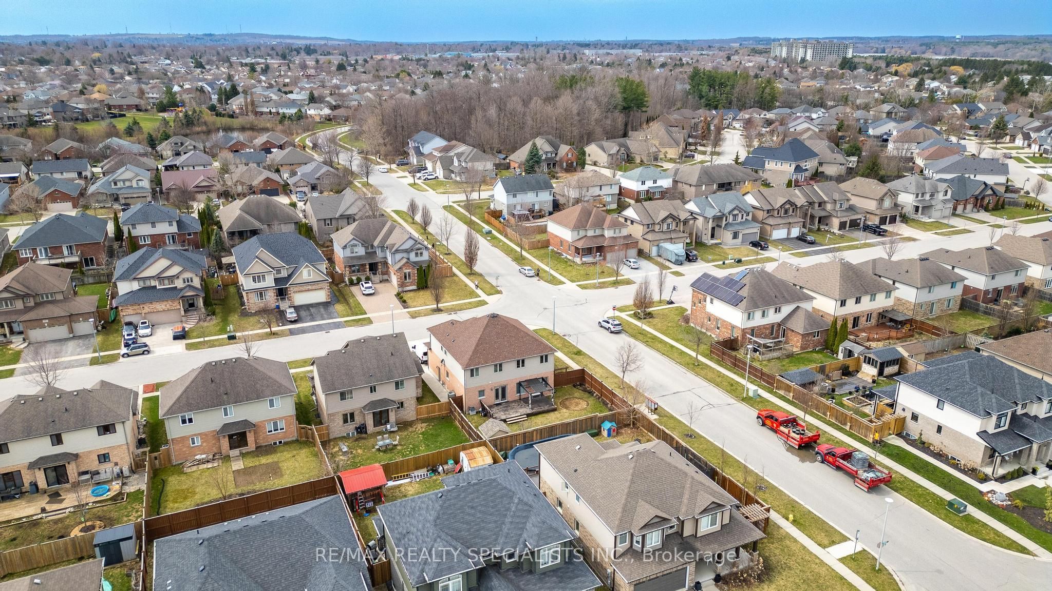 708 Spitfire Street Property Photo 40