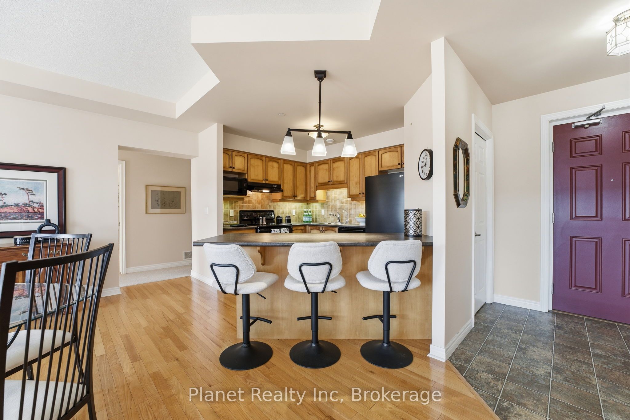 65 Bayberry Drive 301 Property Photo 7