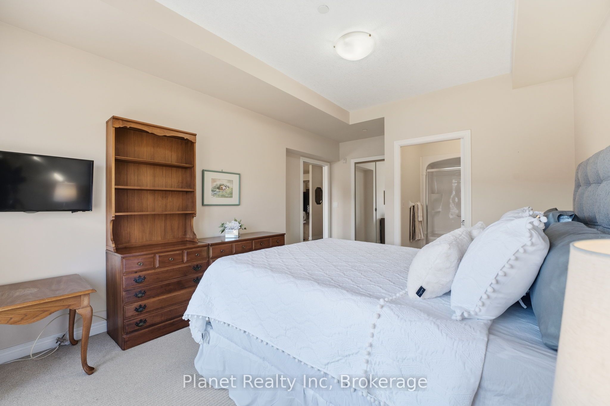 65 Bayberry Drive 301 Property Photo 15