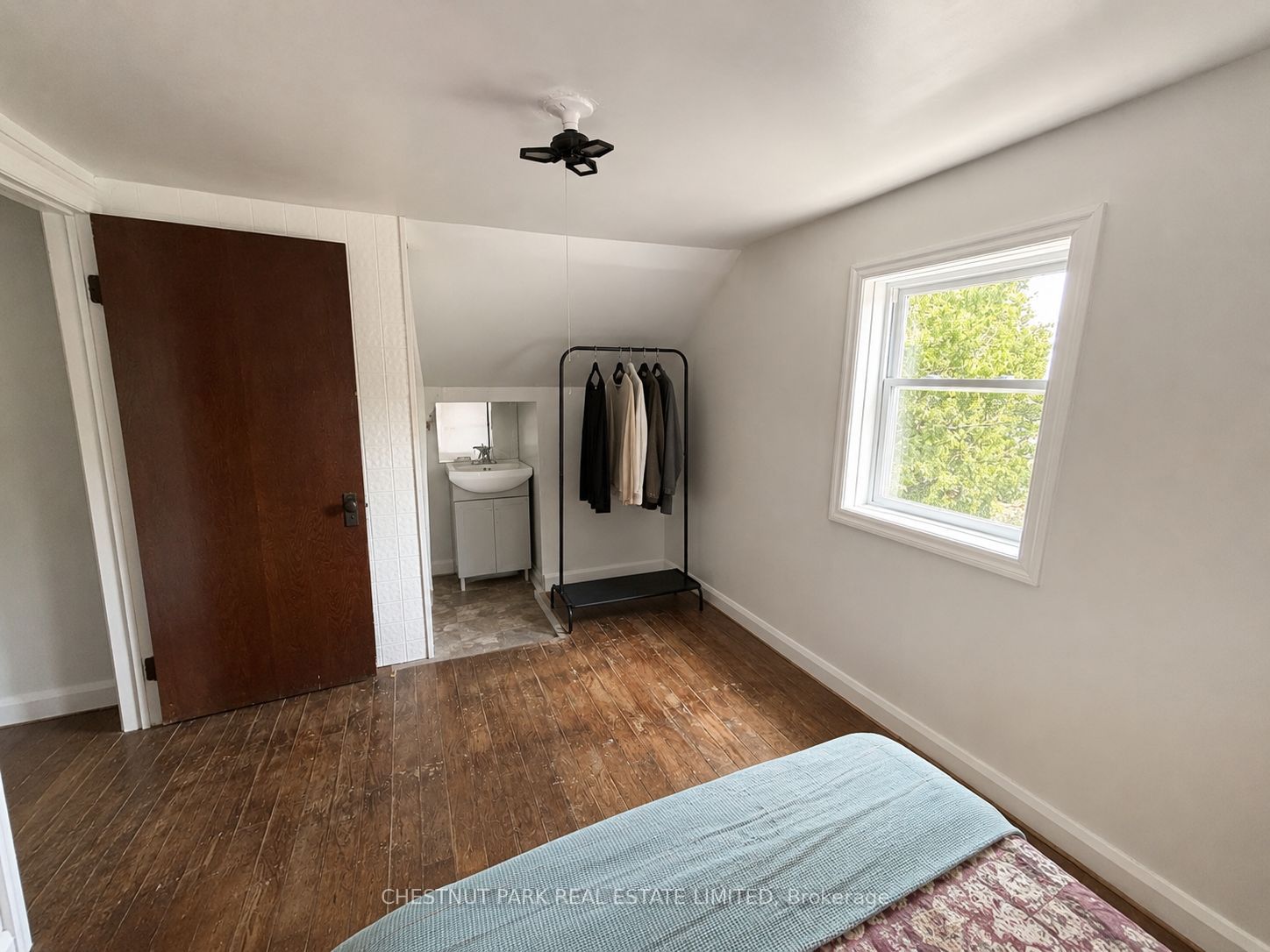 14 Given Road N Property Photo 8