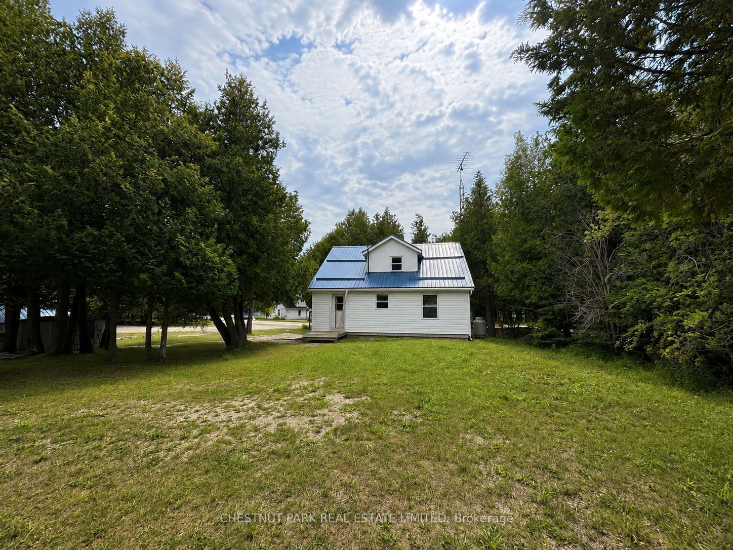 14 Given Road N Property Photo 17
