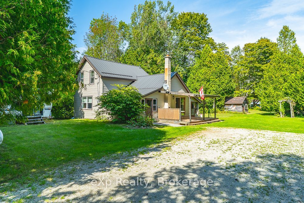 520 Huron Road Property Photo 2