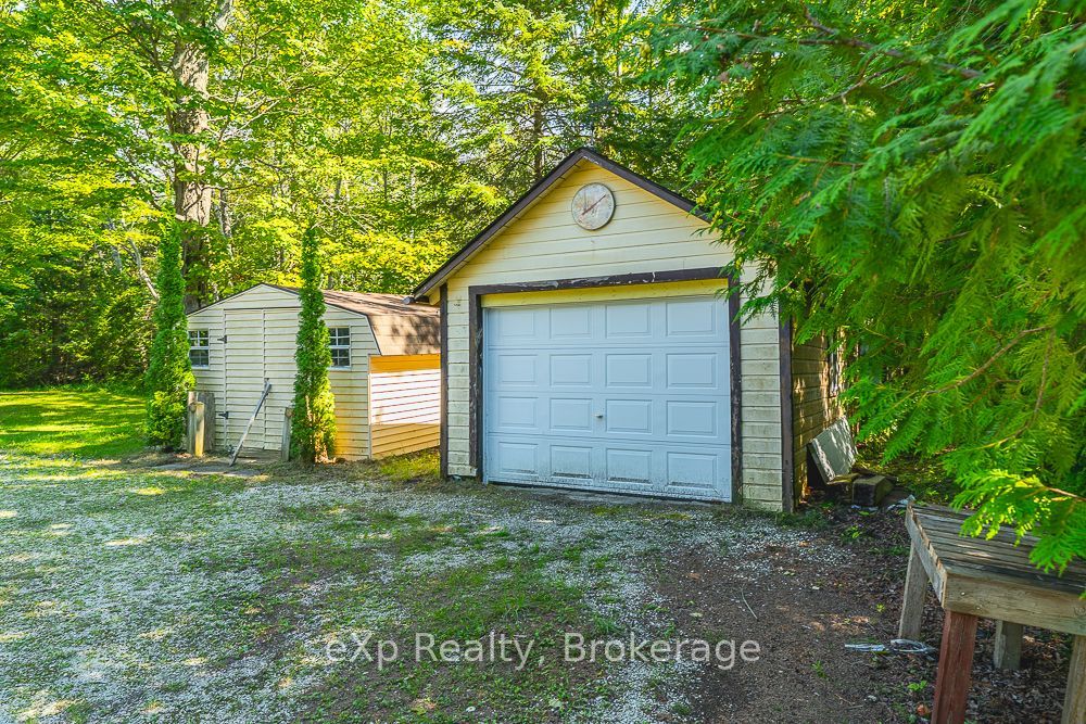 520 Huron Road Property Photo 3