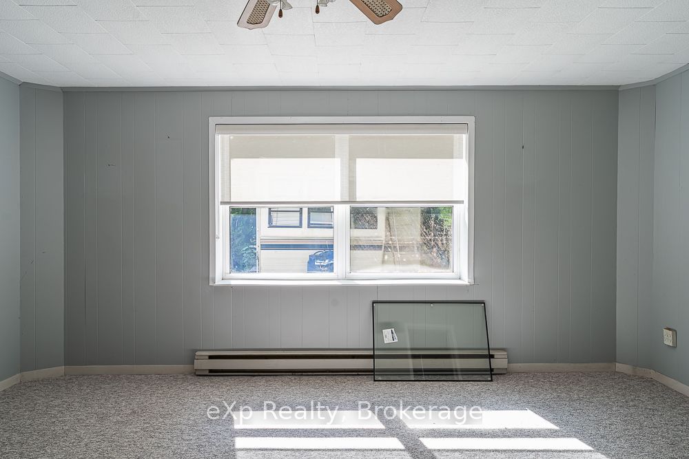 520 Huron Road Property Photo 15