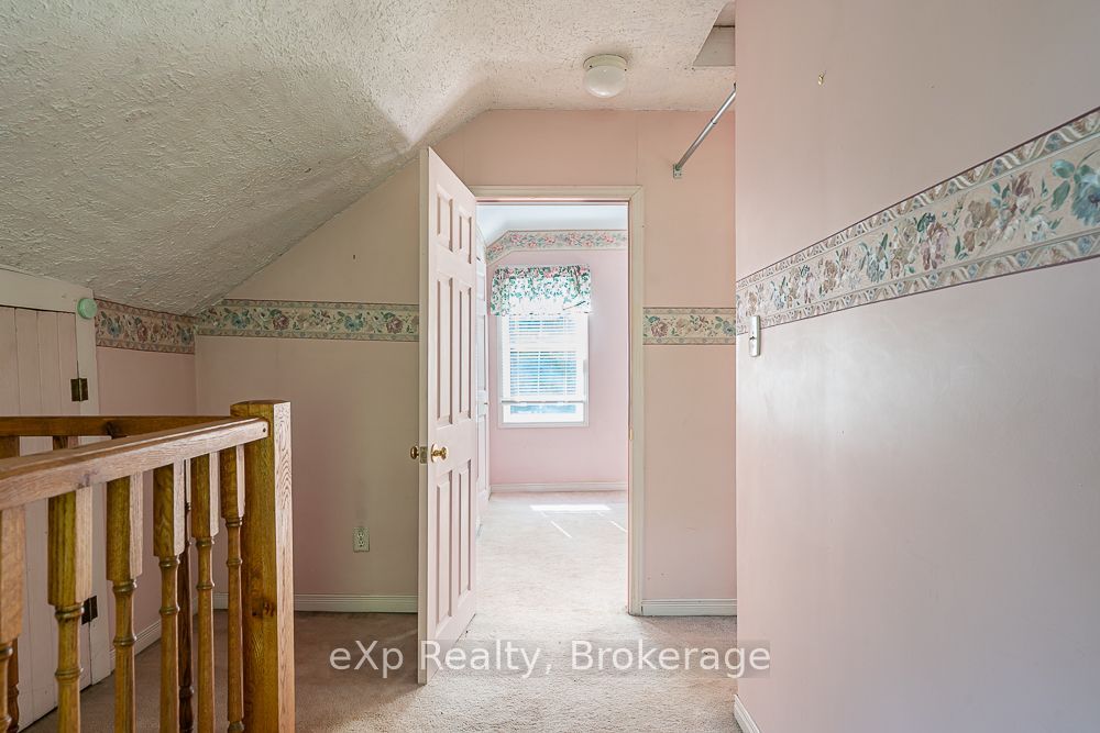 520 Huron Road Property Photo 20