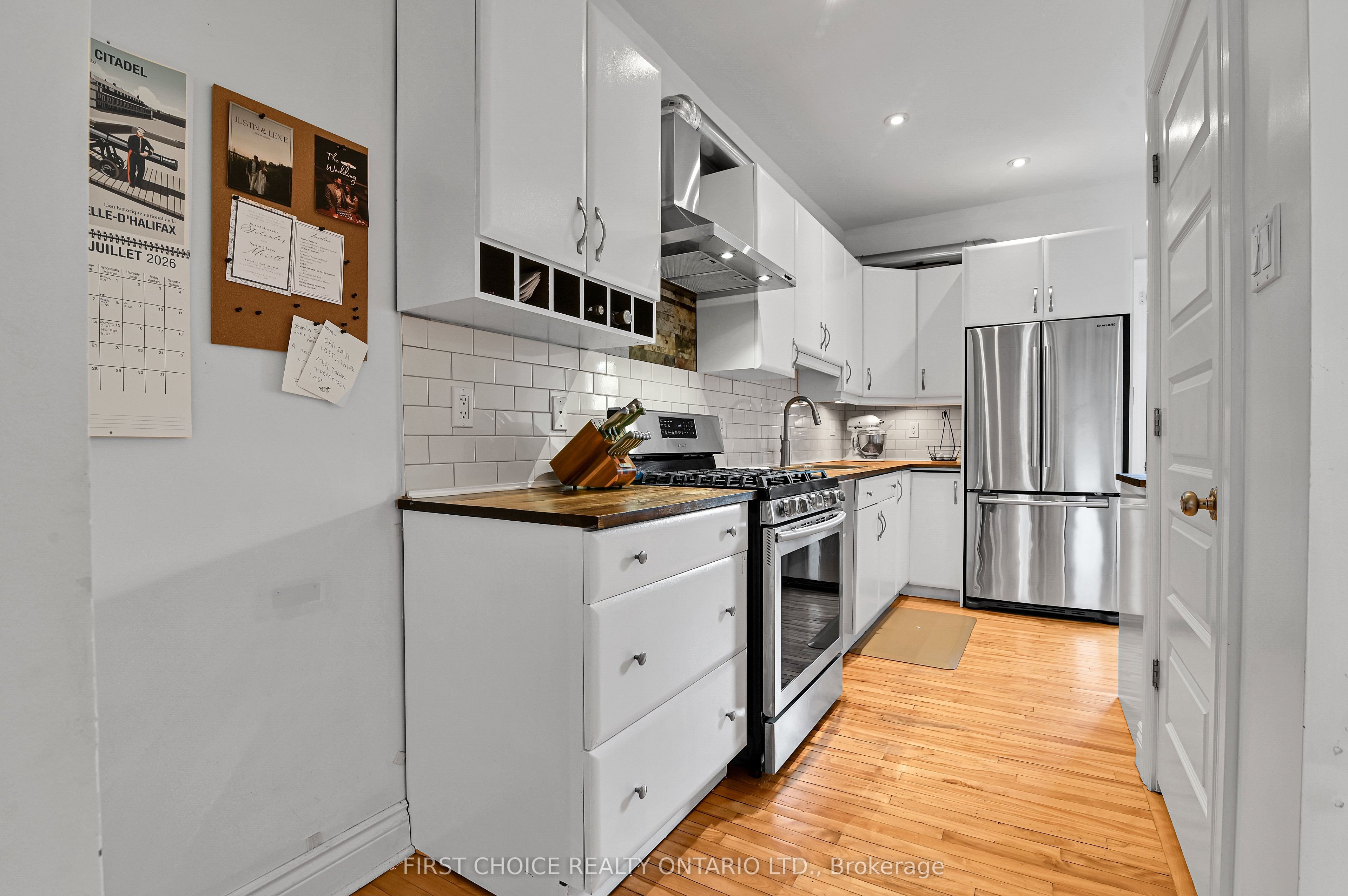 276 Fifth Avenue Property Photo 10