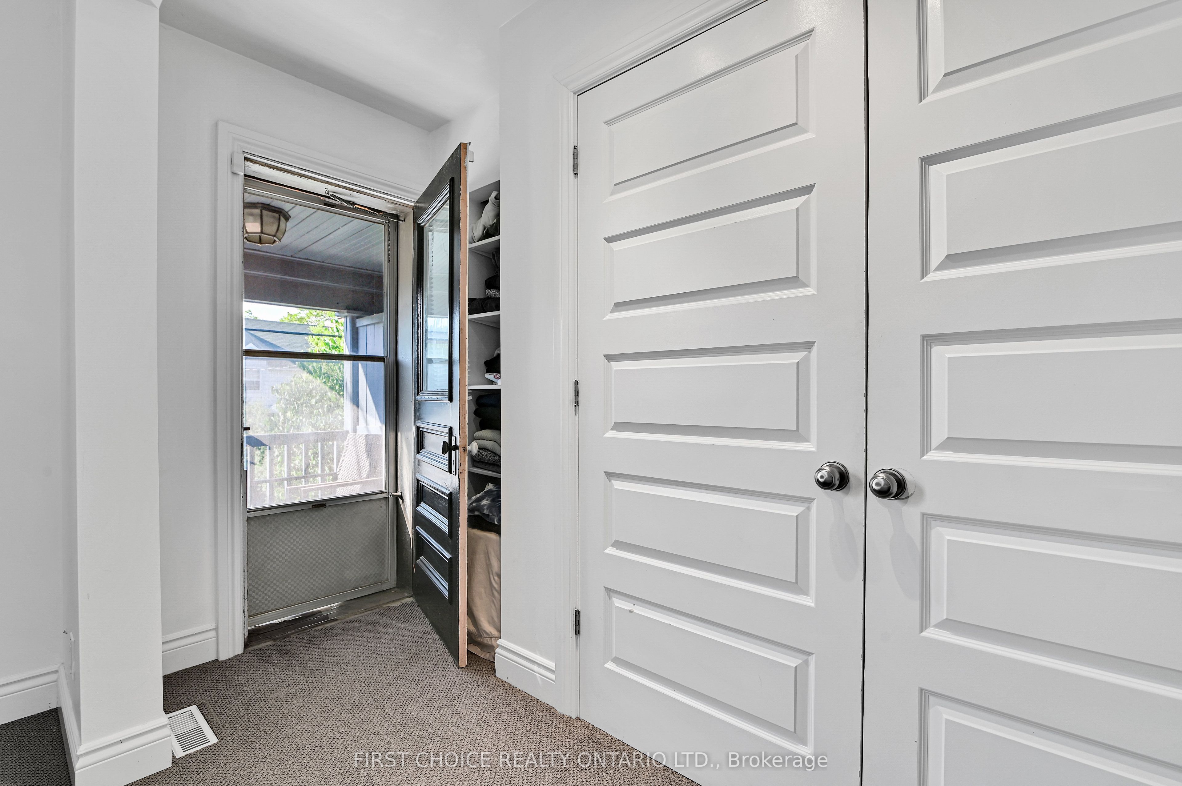 276 Fifth Avenue Property Photo 21