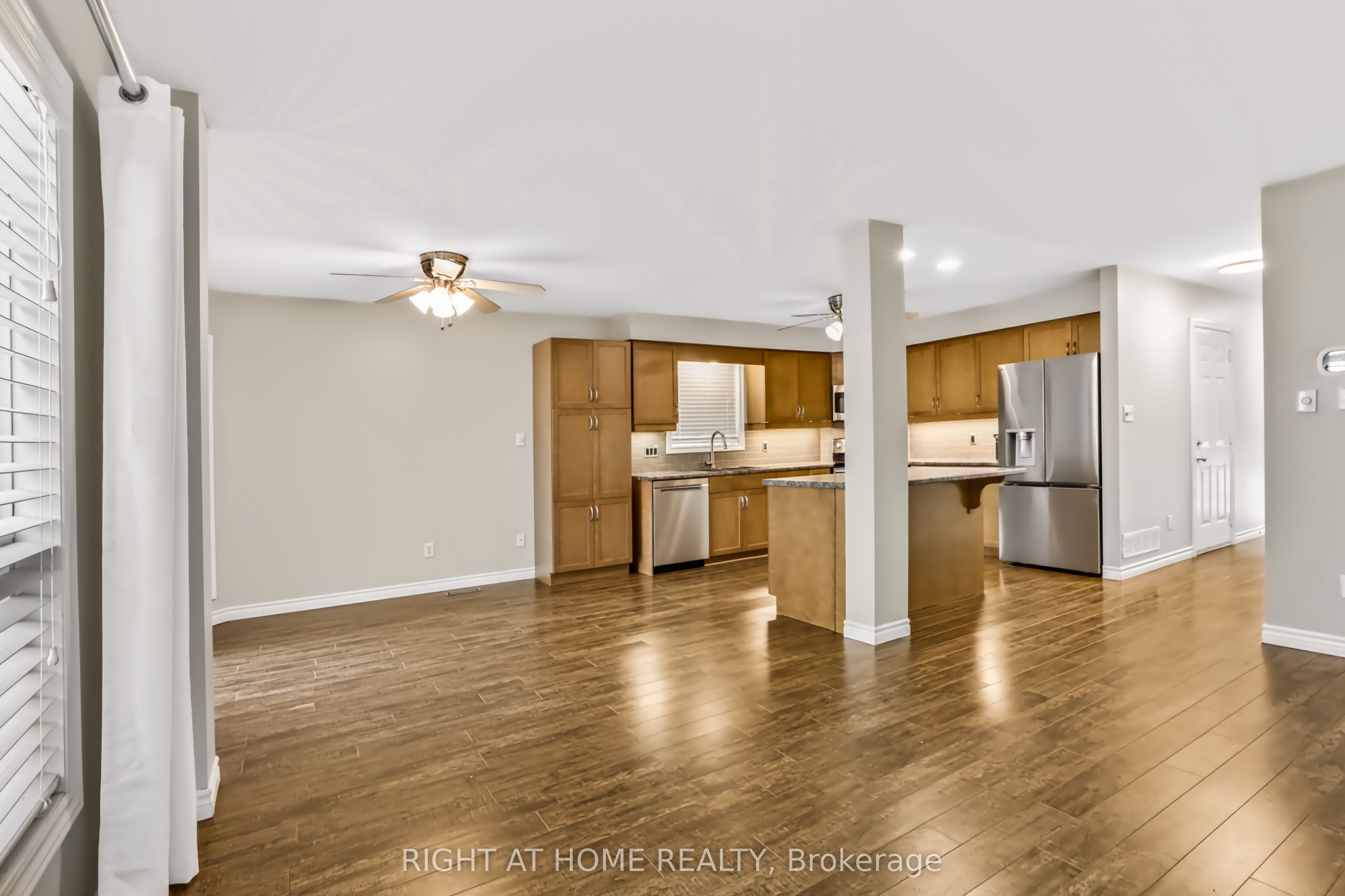1811 Rollingacres Drive Property Photo 9