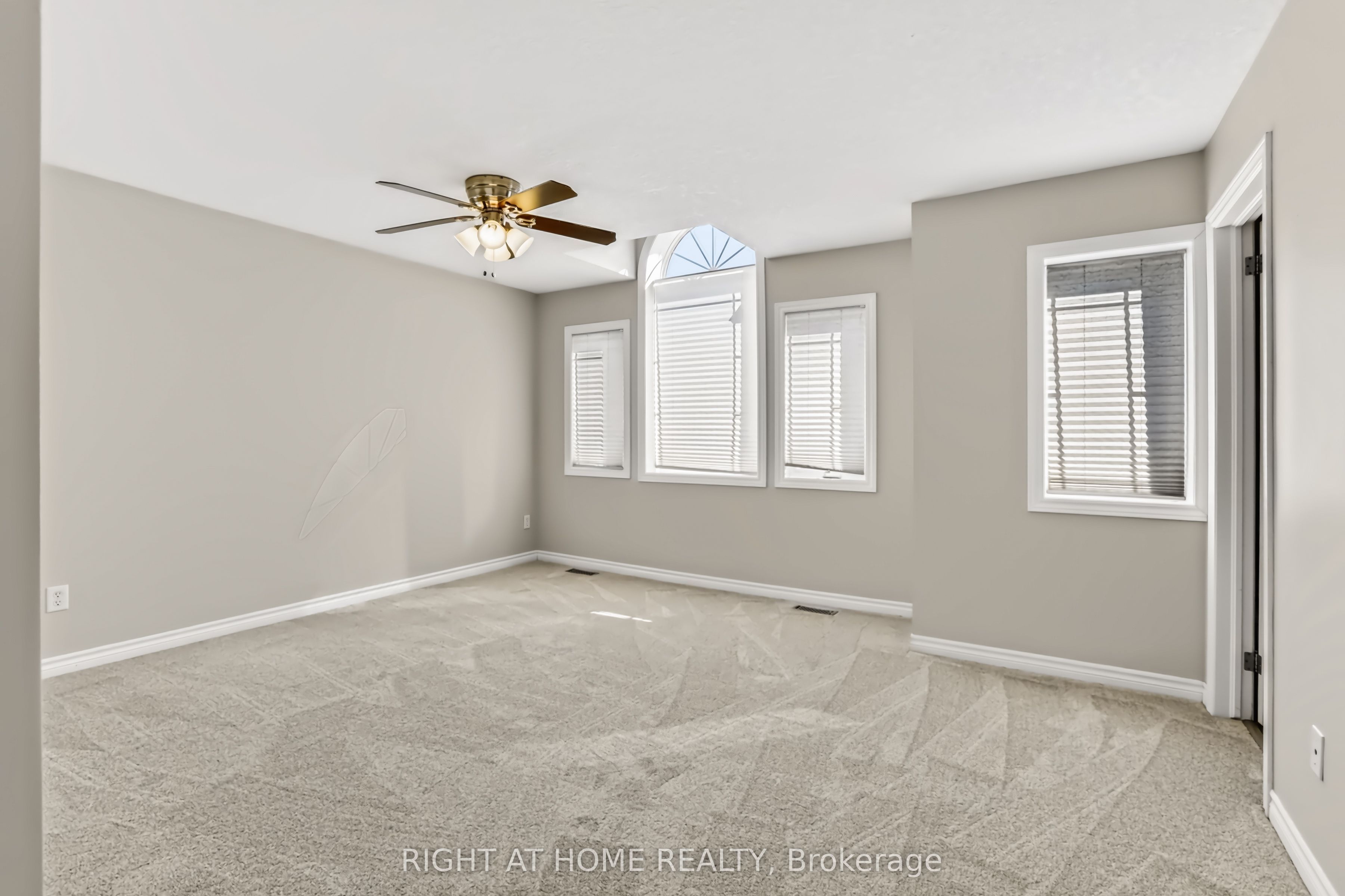 1811 Rollingacres Drive Property Photo 18
