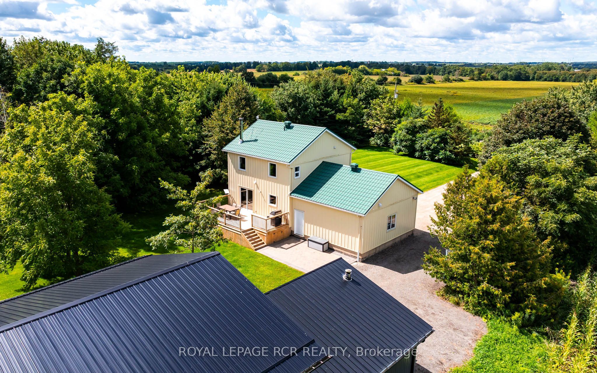 253247 9th Line Property Photo 10