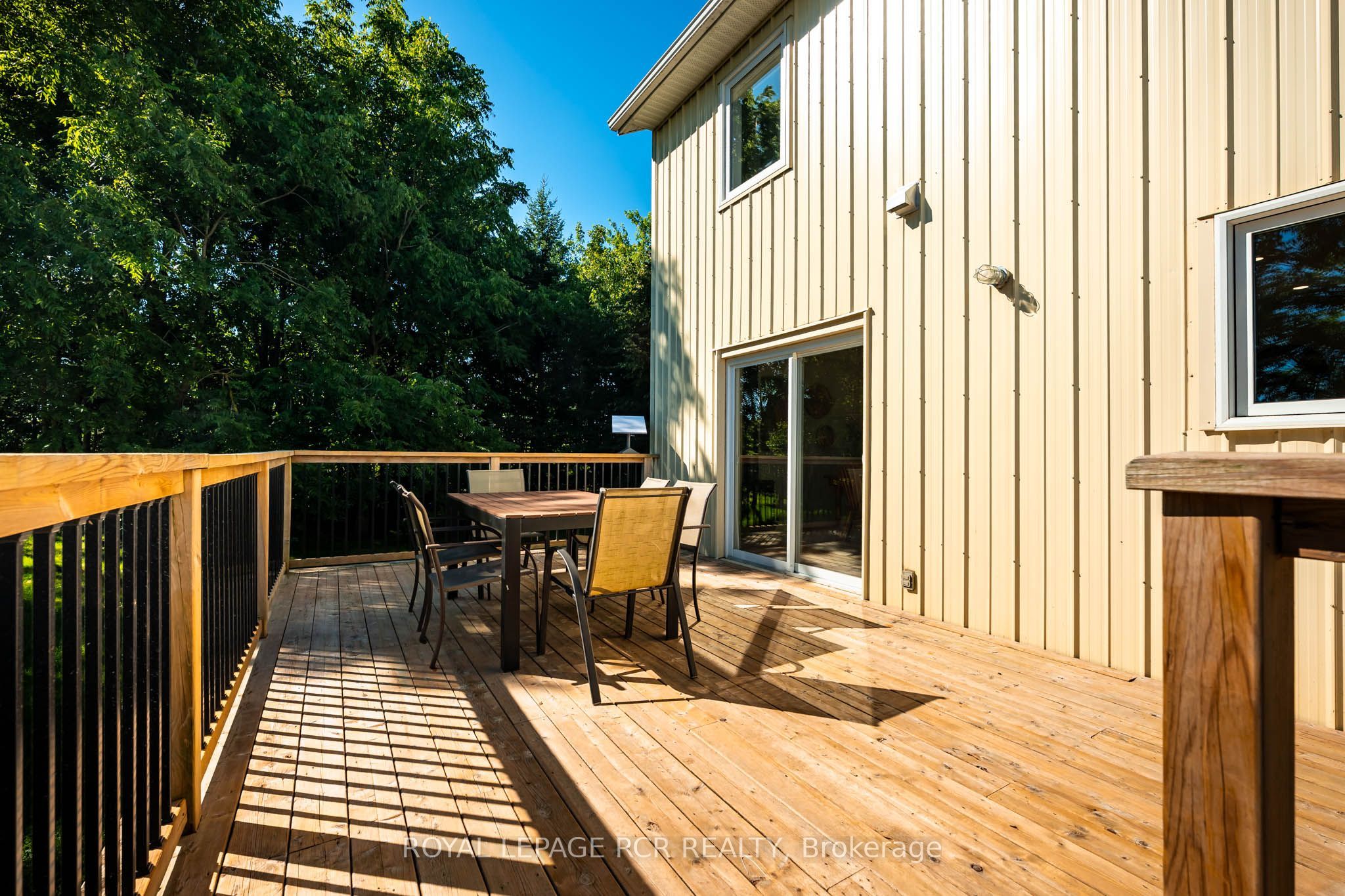 253247 9th Line Property Photo 12