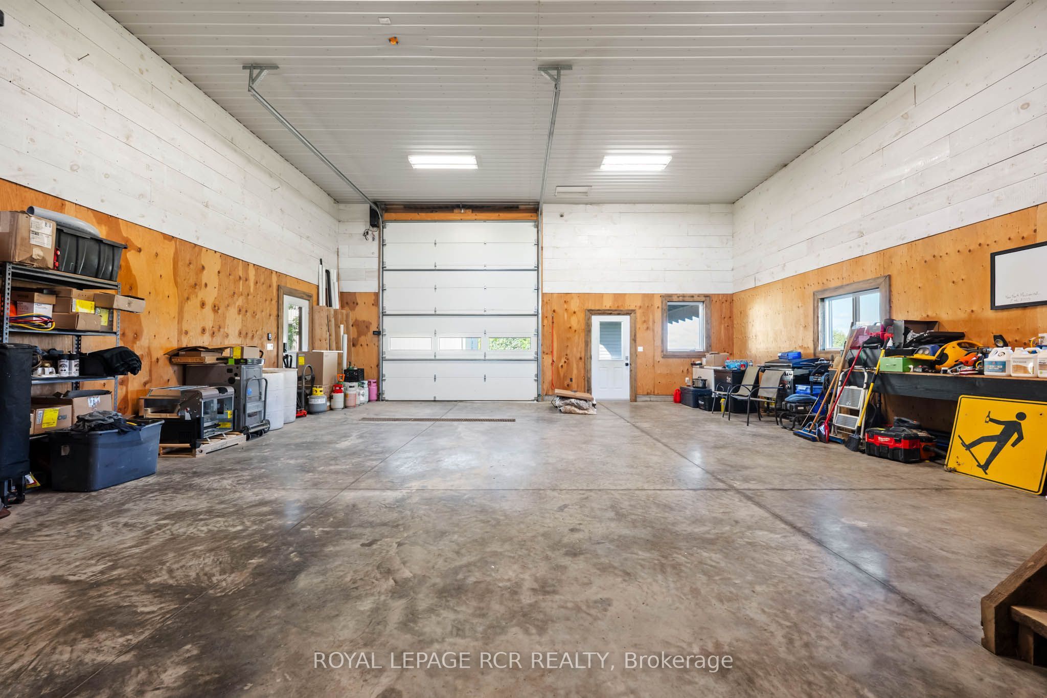 253247 9th Line Property Photo 45