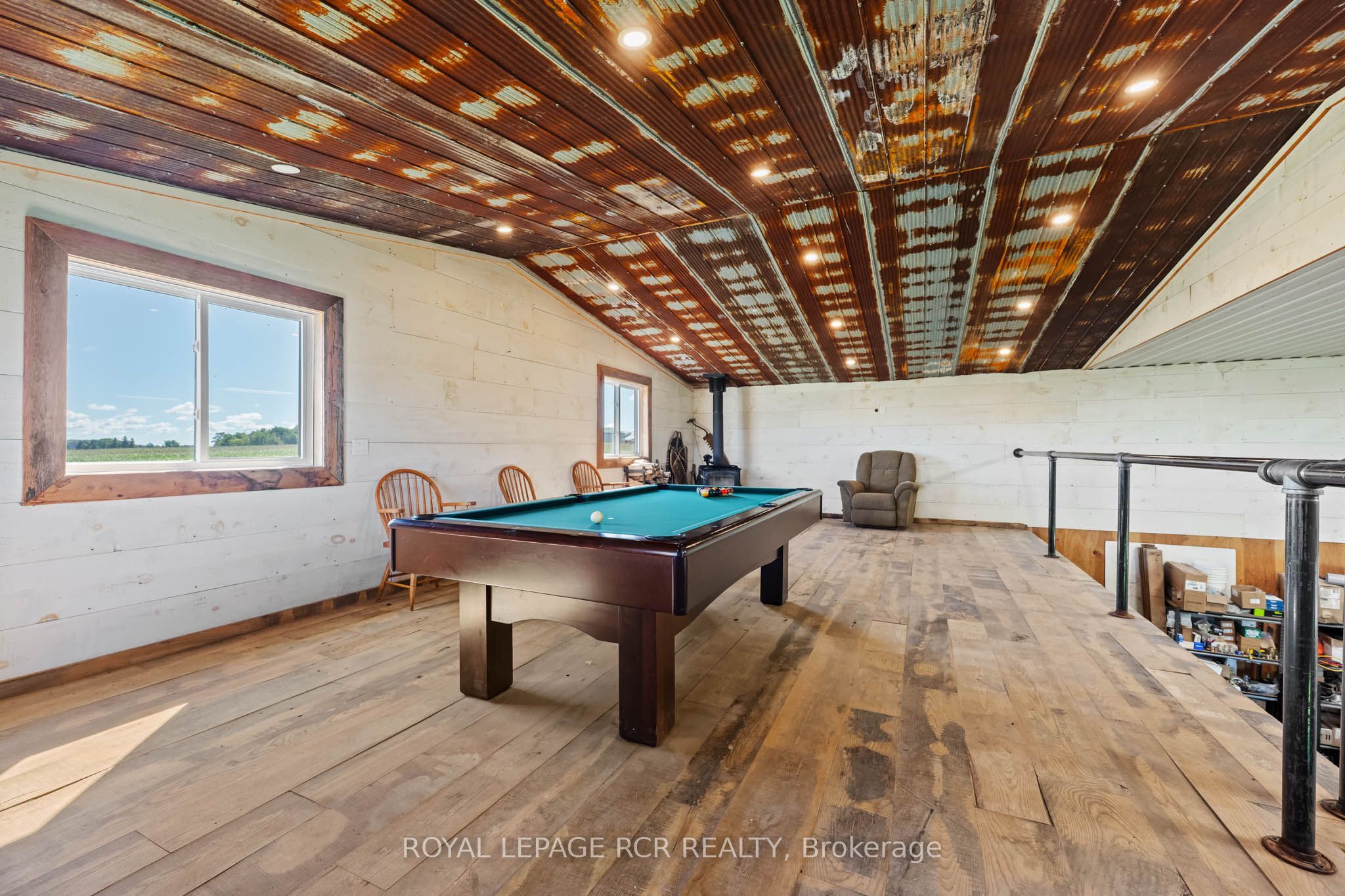 253247 9th Line Property Photo 48