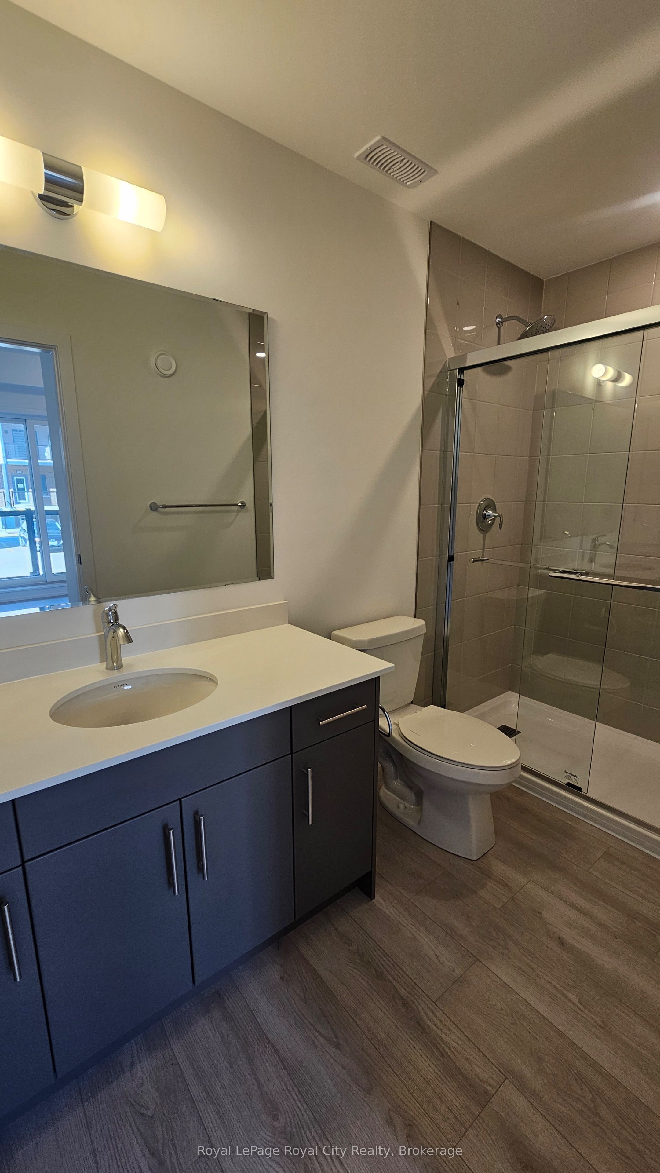 42 Lowes Road W 64 Property Photo 14