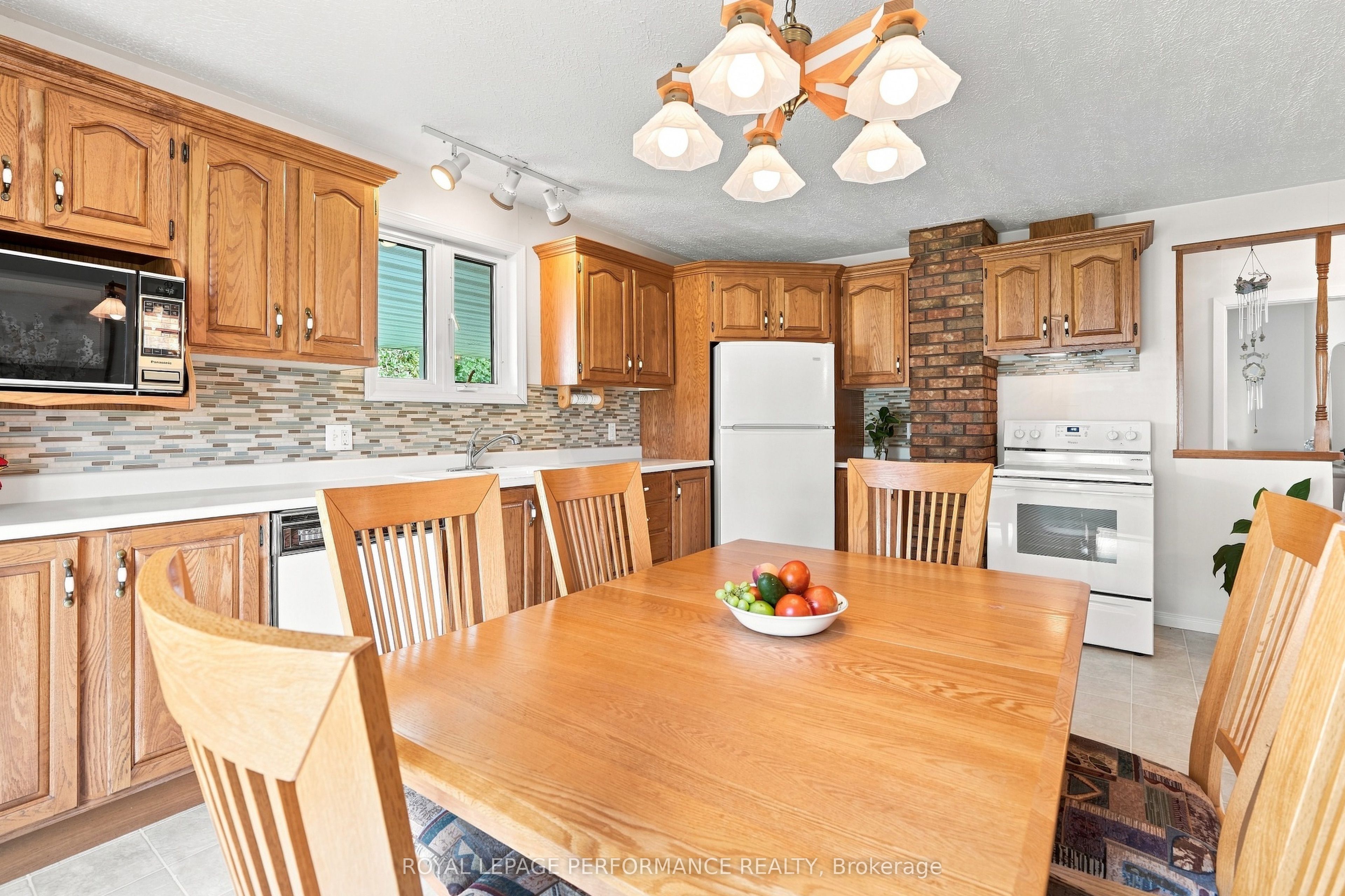 2012 Lajoie Street Property Photo 23