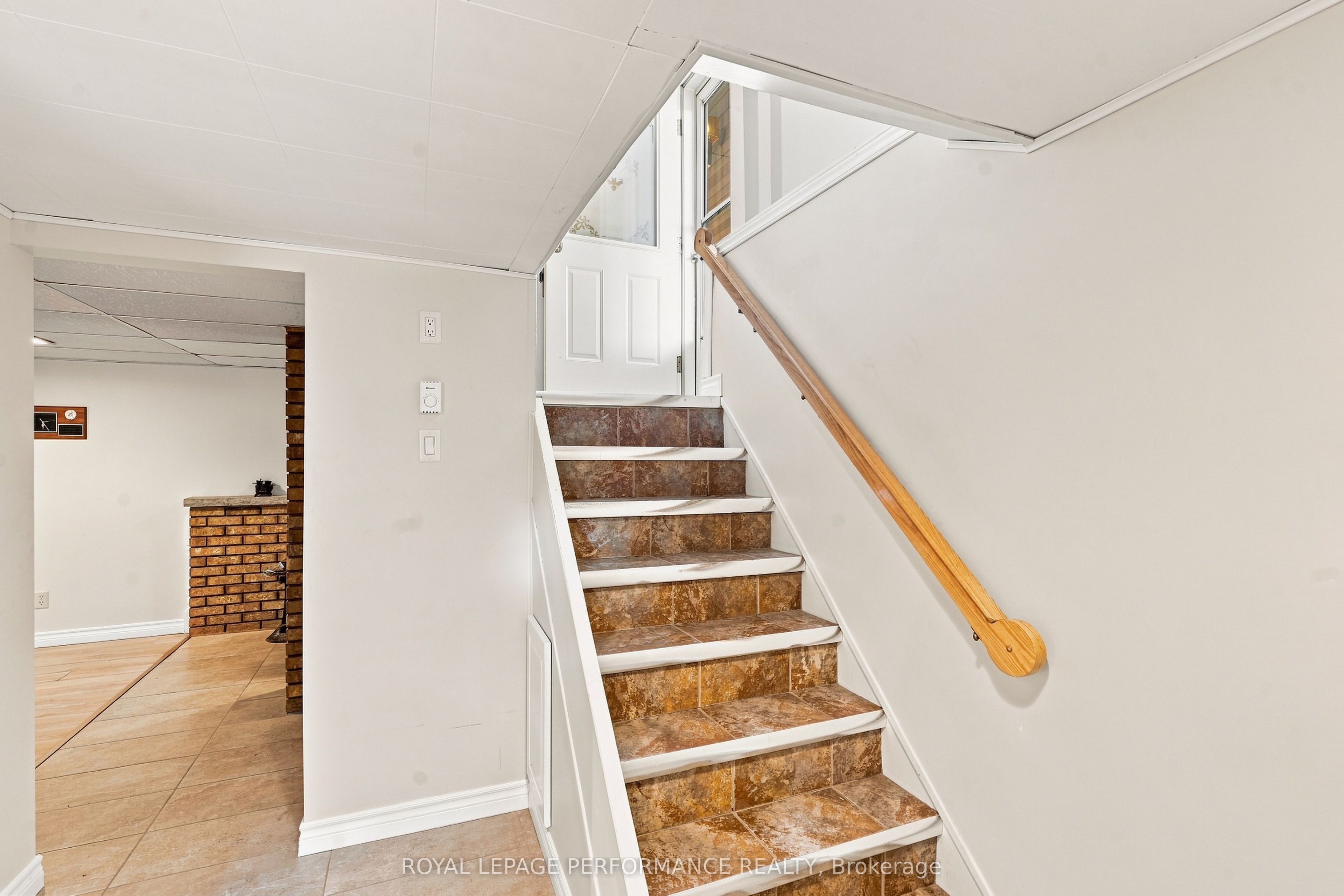 2012 Lajoie Street Property Photo 27