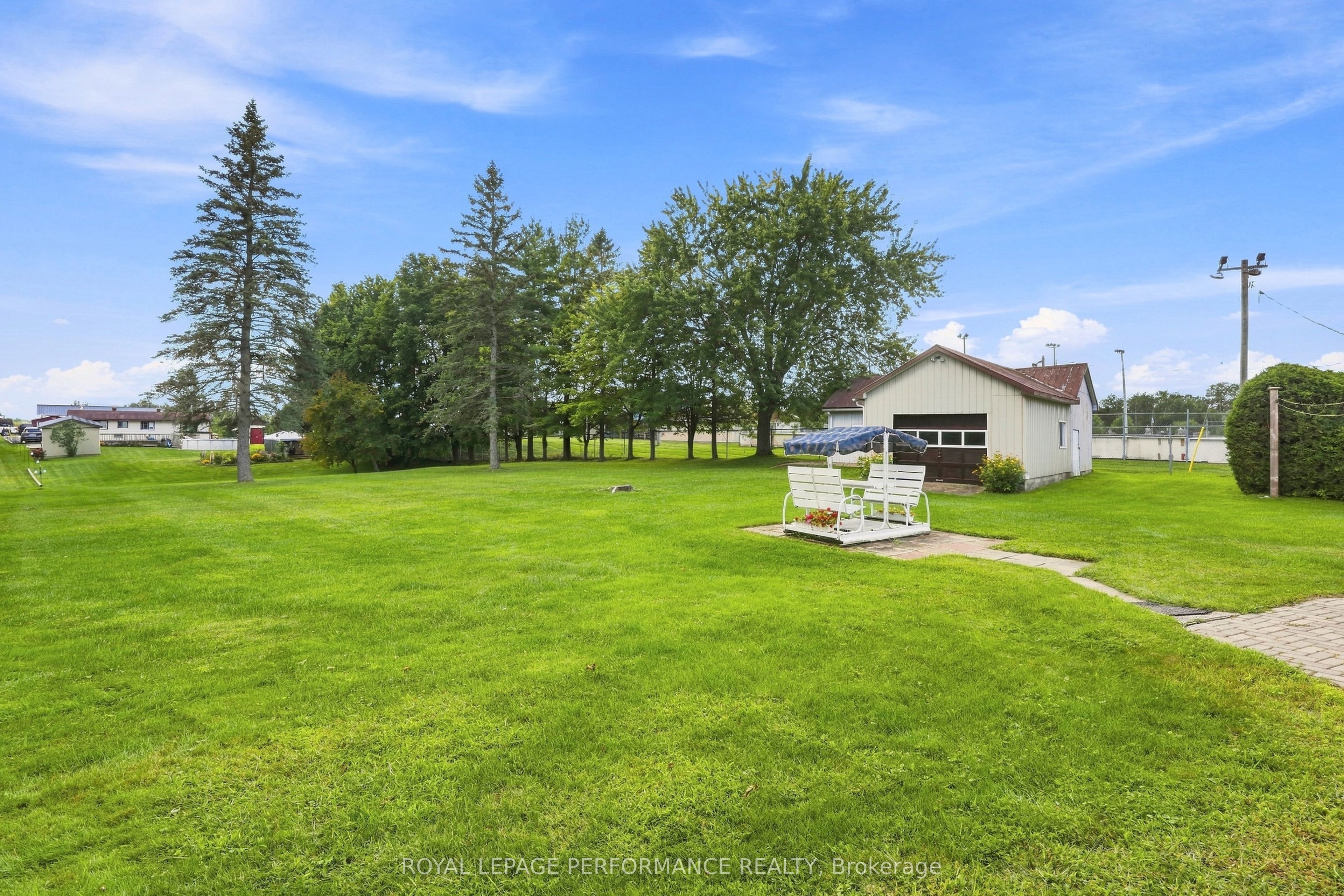 2012 Lajoie Street Property Photo 43