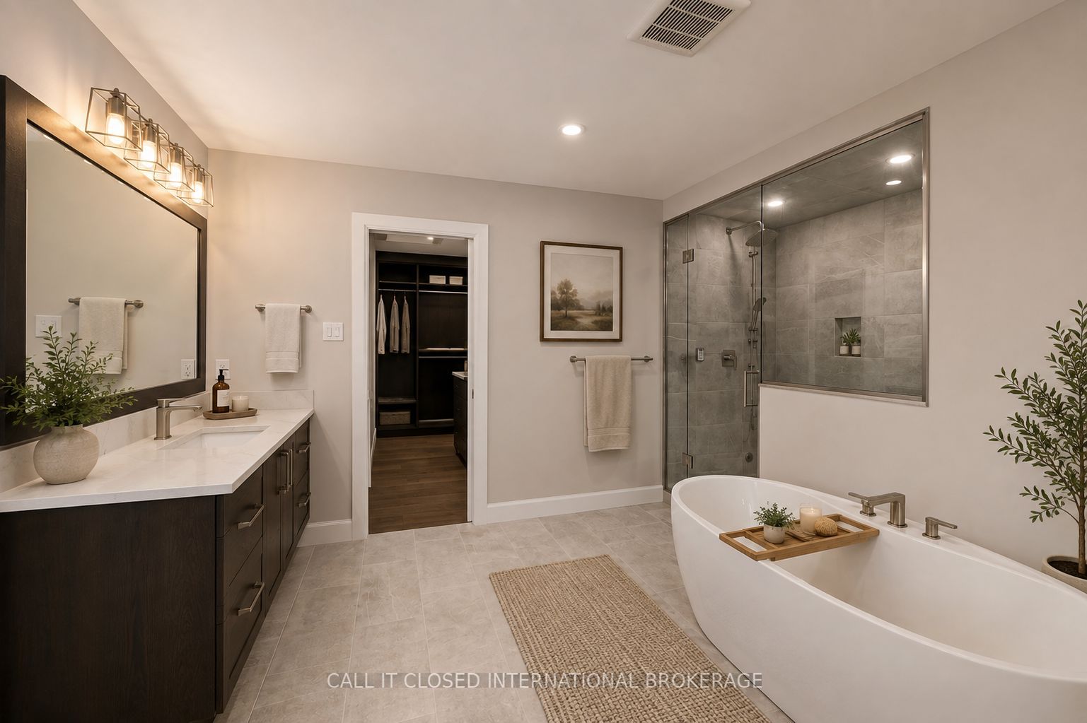 44 Royal Crescent Property Photo 24