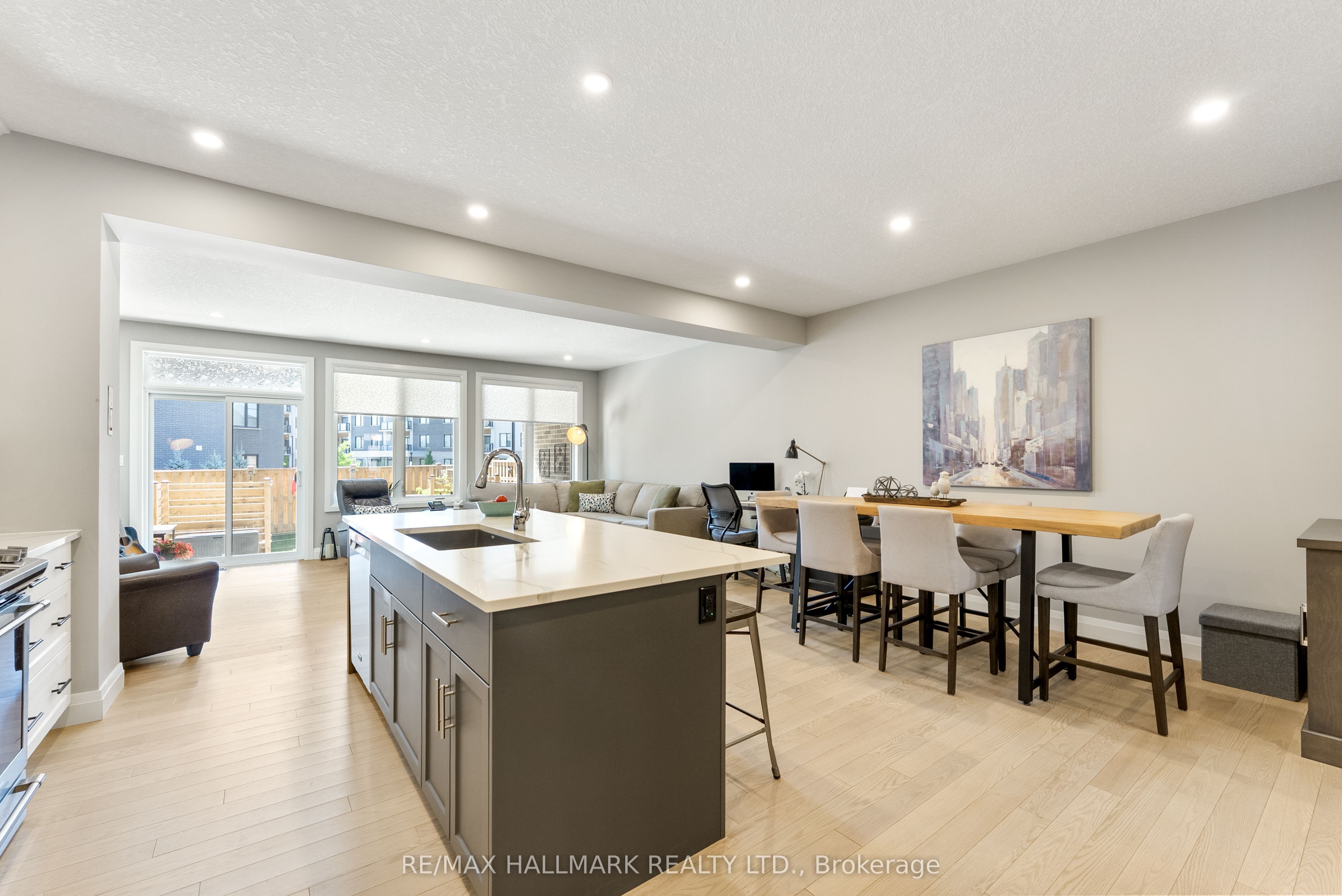 77 Rea Drive Property Photo 8