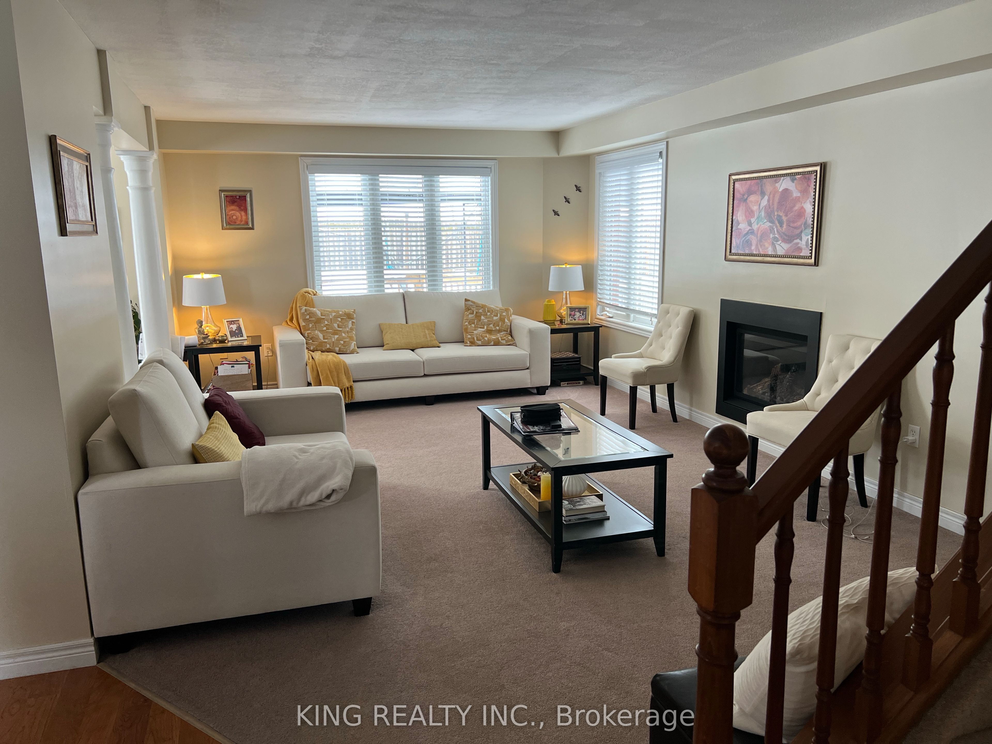 560 Garibaldi Avenue Property Photo 19