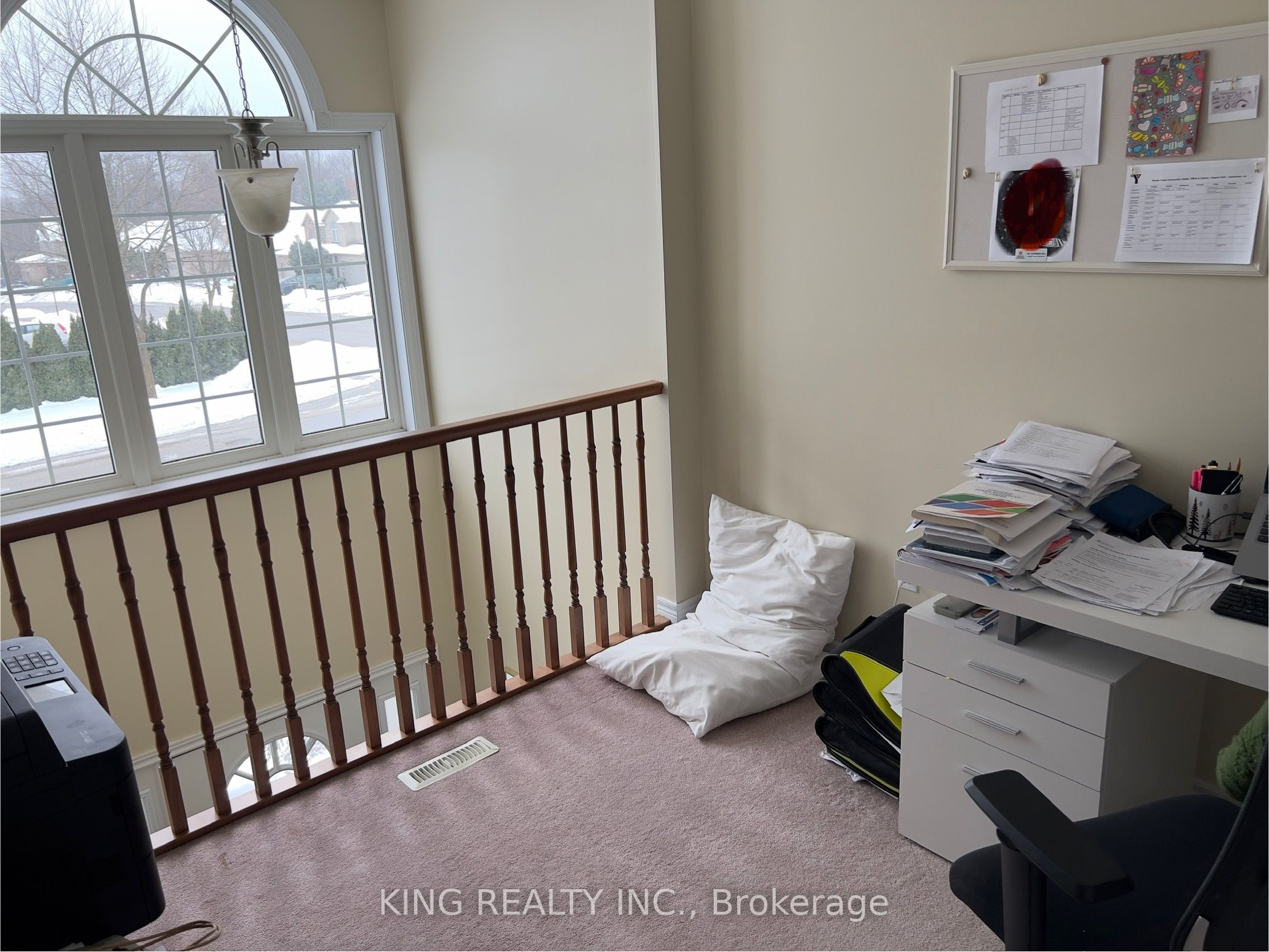560 Garibaldi Avenue Property Photo 27