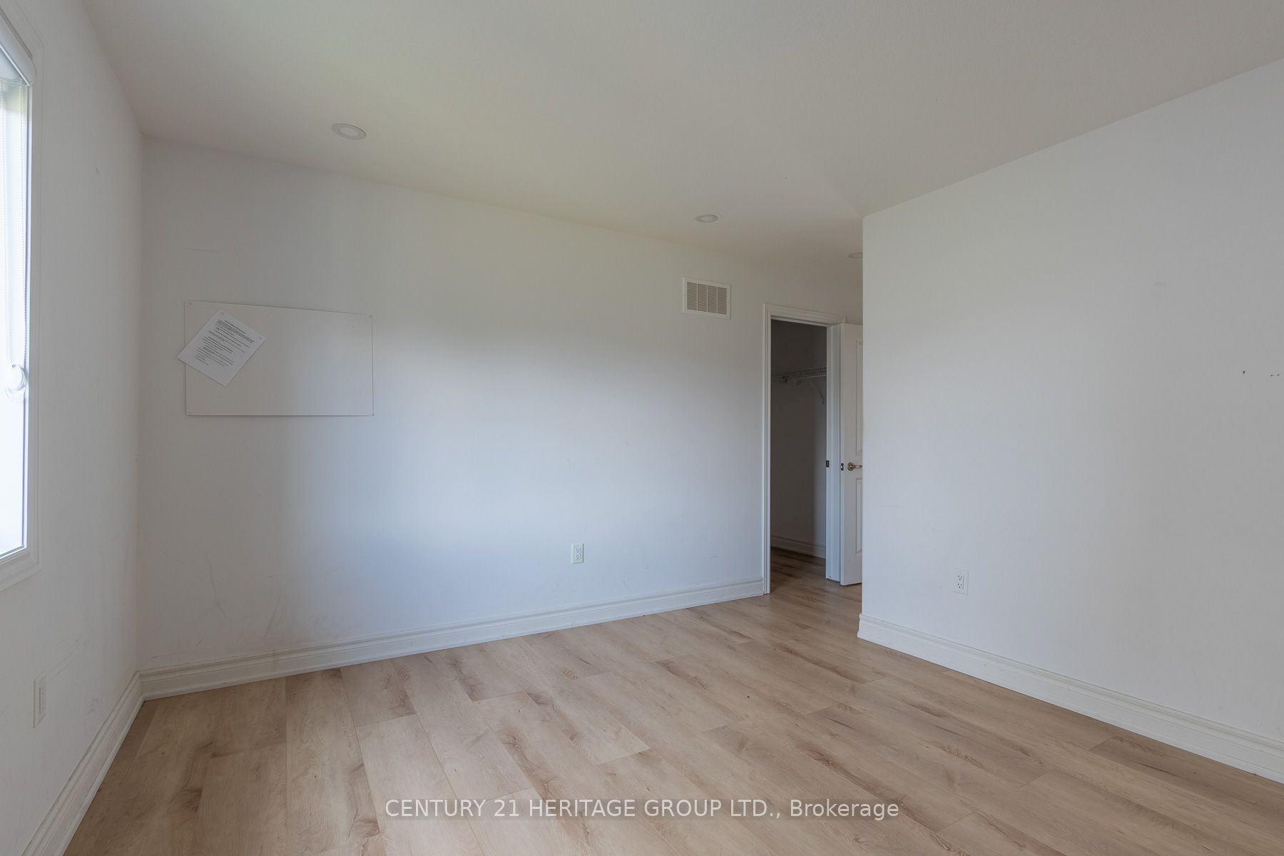 238 Longboat Run W Property Photo 22
