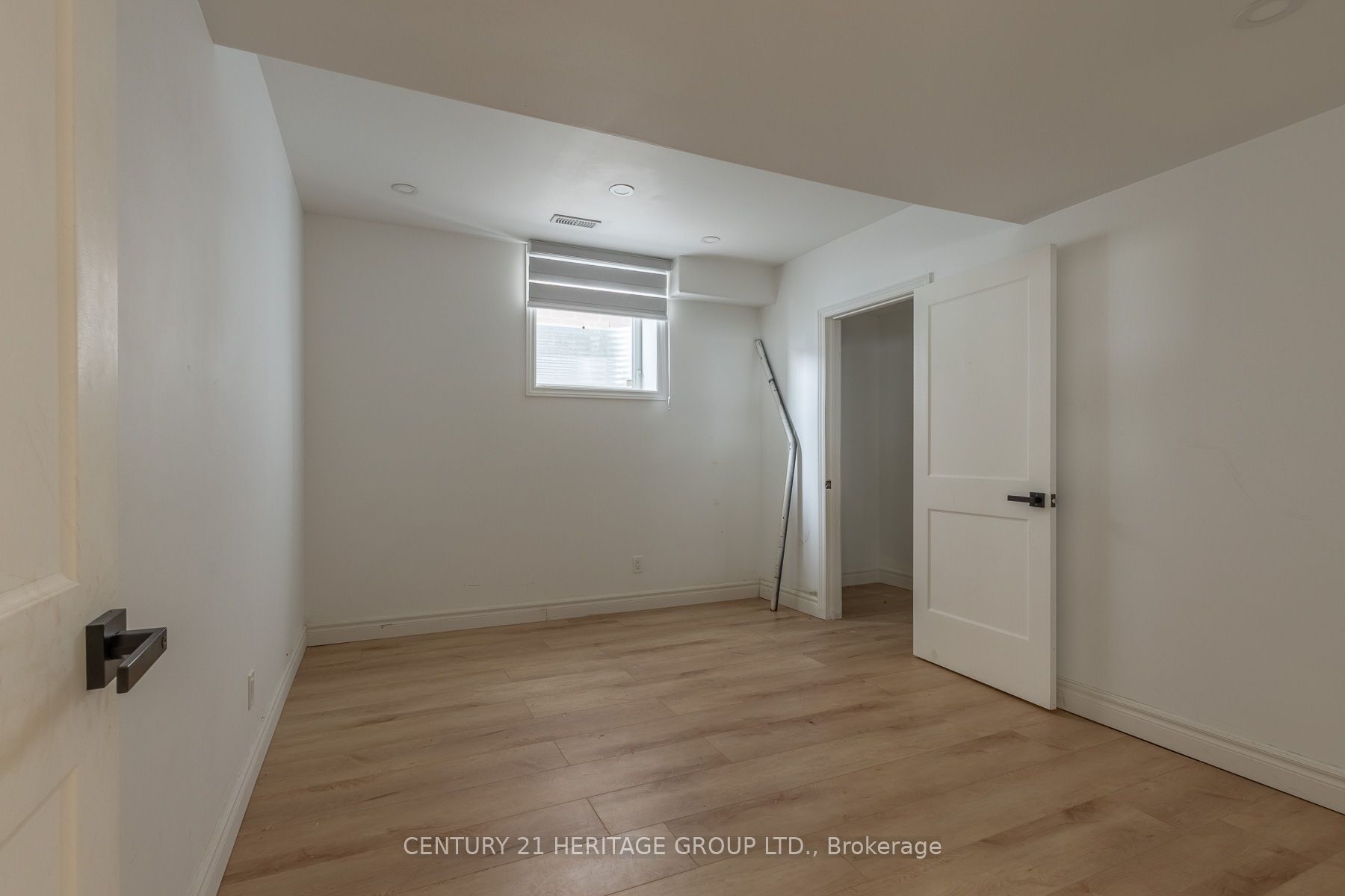 238 Longboat Run W Property Photo 31