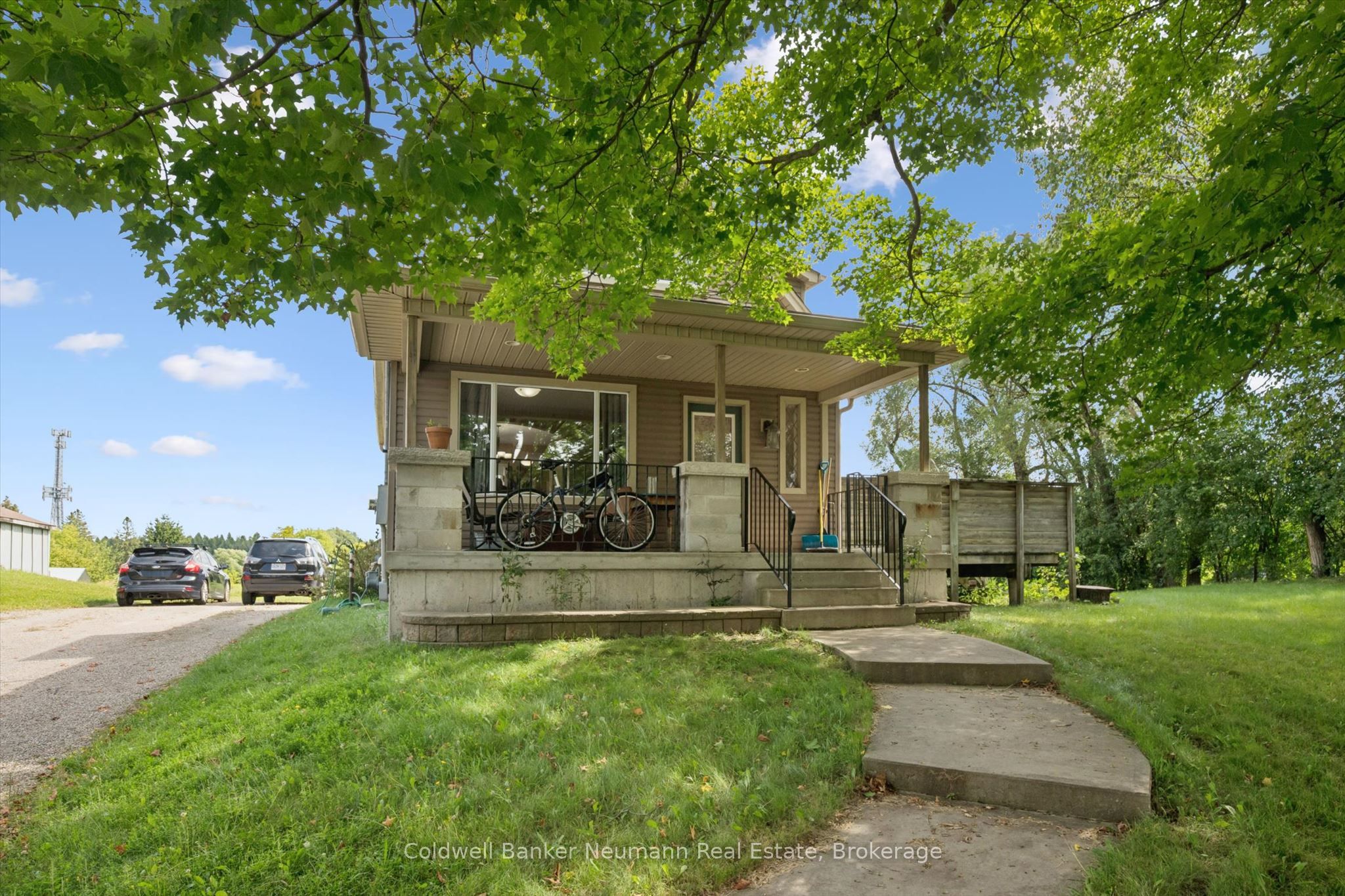 527 Stone Road E