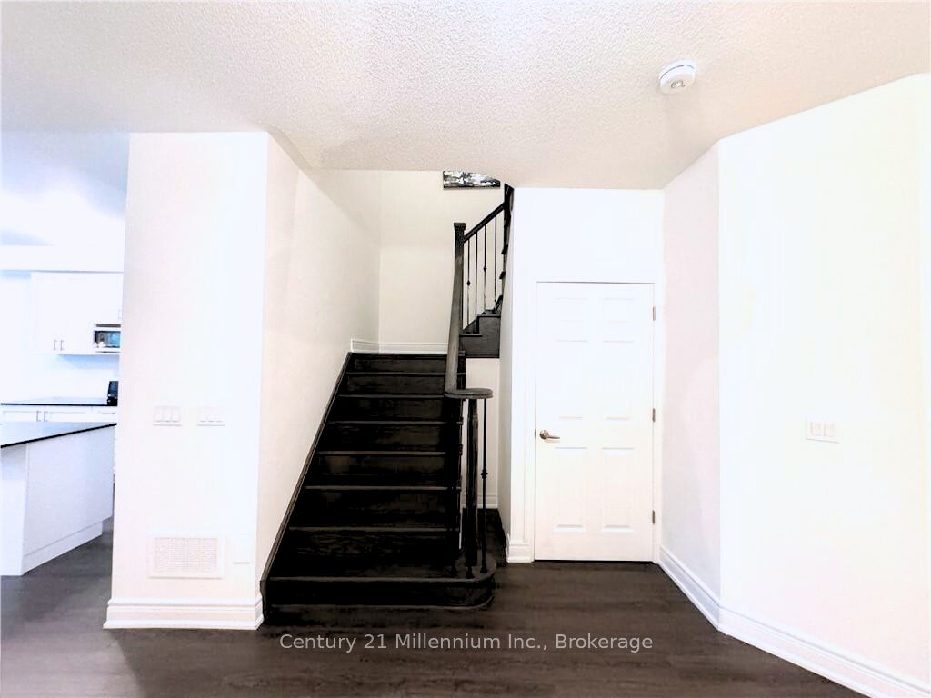 171 Snowbridge Way 24 Property Photo 21
