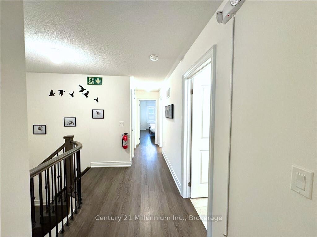 171 Snowbridge Way 24 Property Photo 28