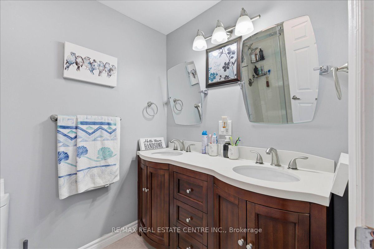 84 Westmeadow Drive 1 Property Photo 24