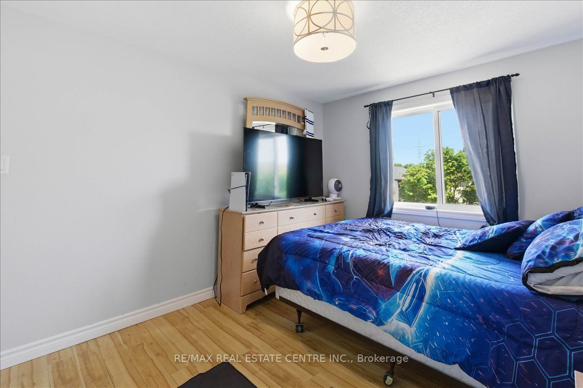 84 Westmeadow Drive 1 Property Photo 26