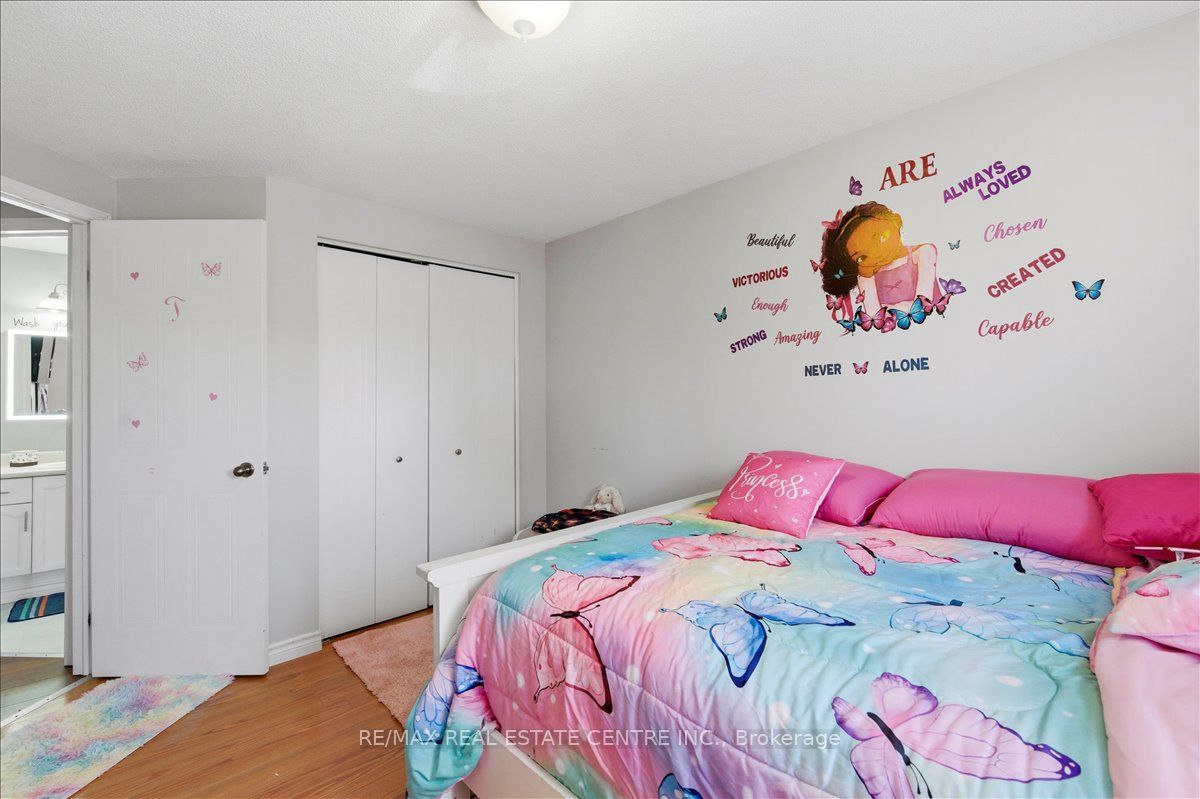 84 Westmeadow Drive 1 Property Photo 29