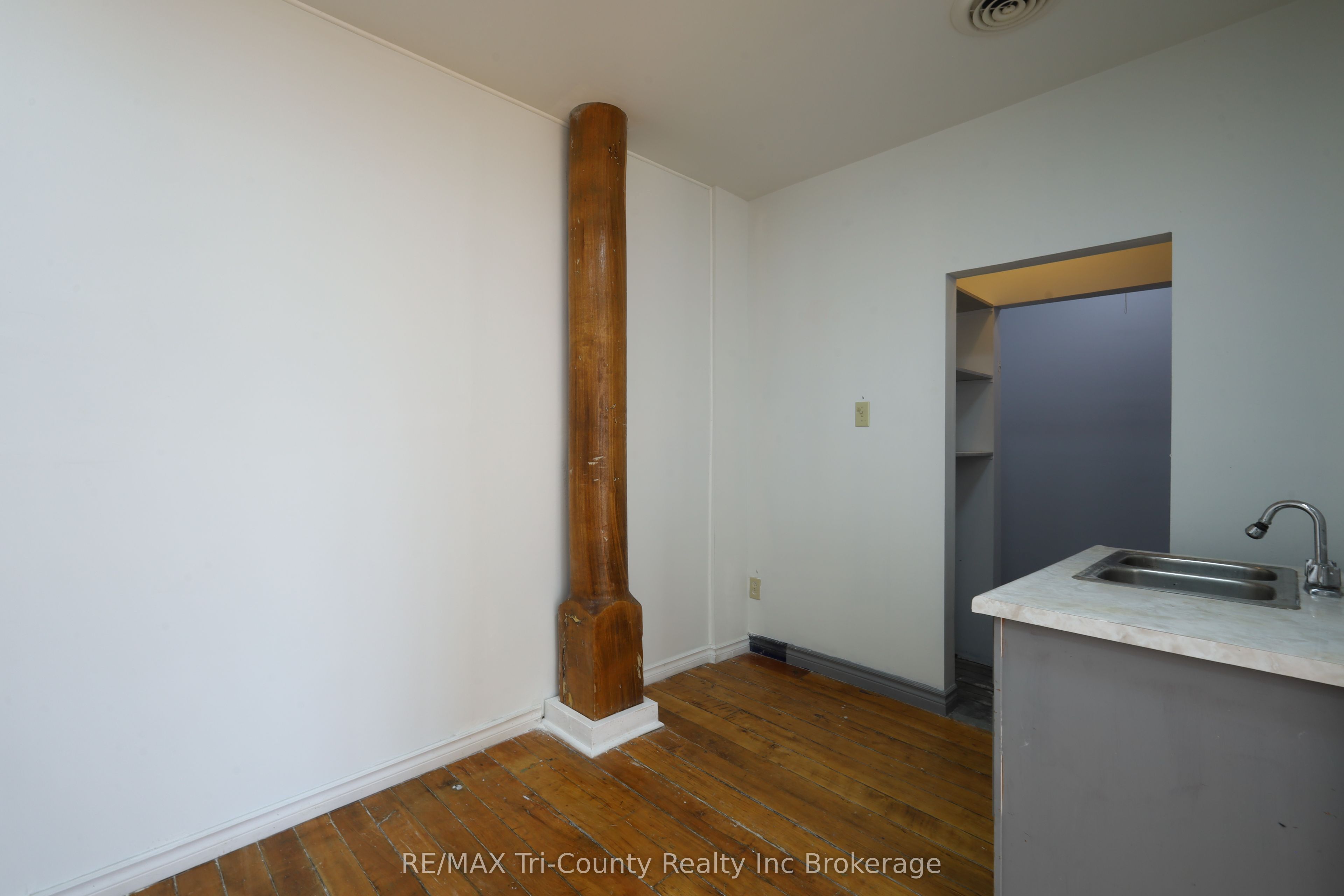 51150 Ron Mcneil Line Property Photo 9