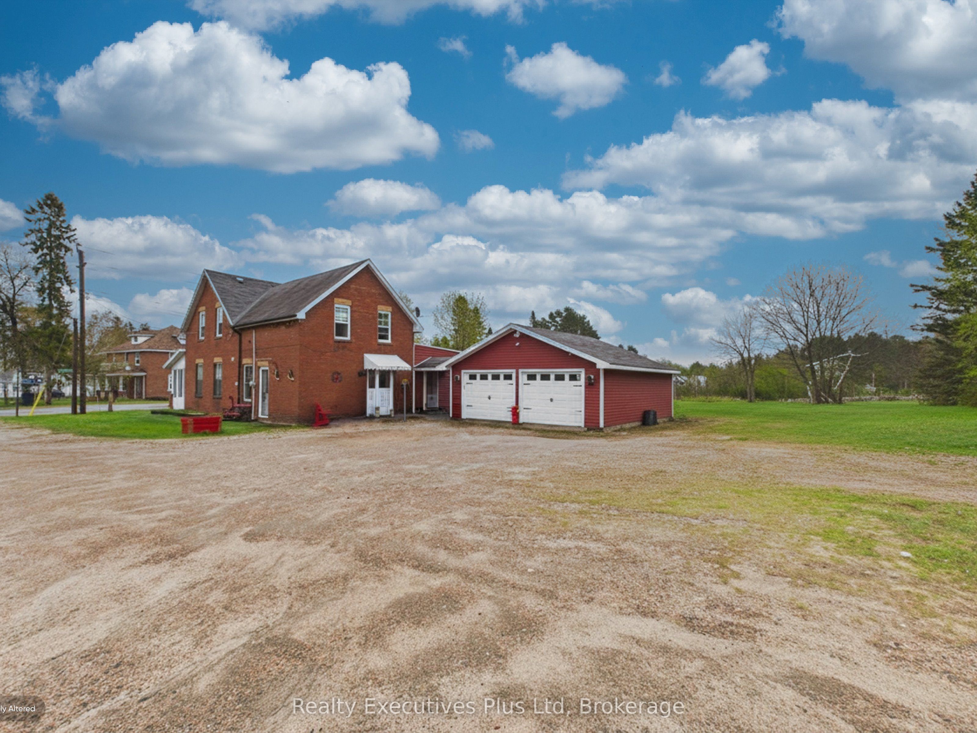 16 Albert Street Property Photo 1