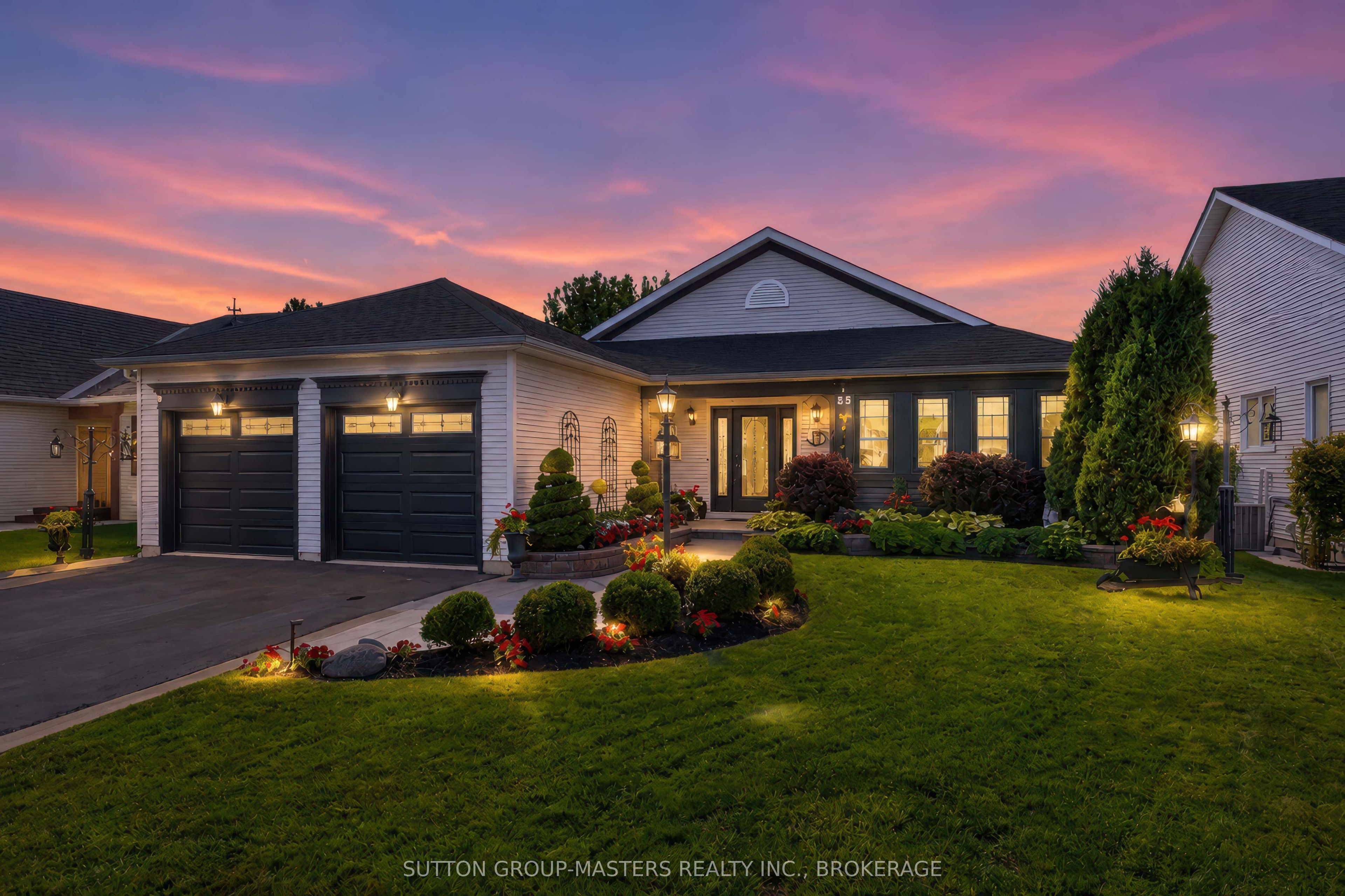 55 Abbey Dawn Drive Property Photo 1