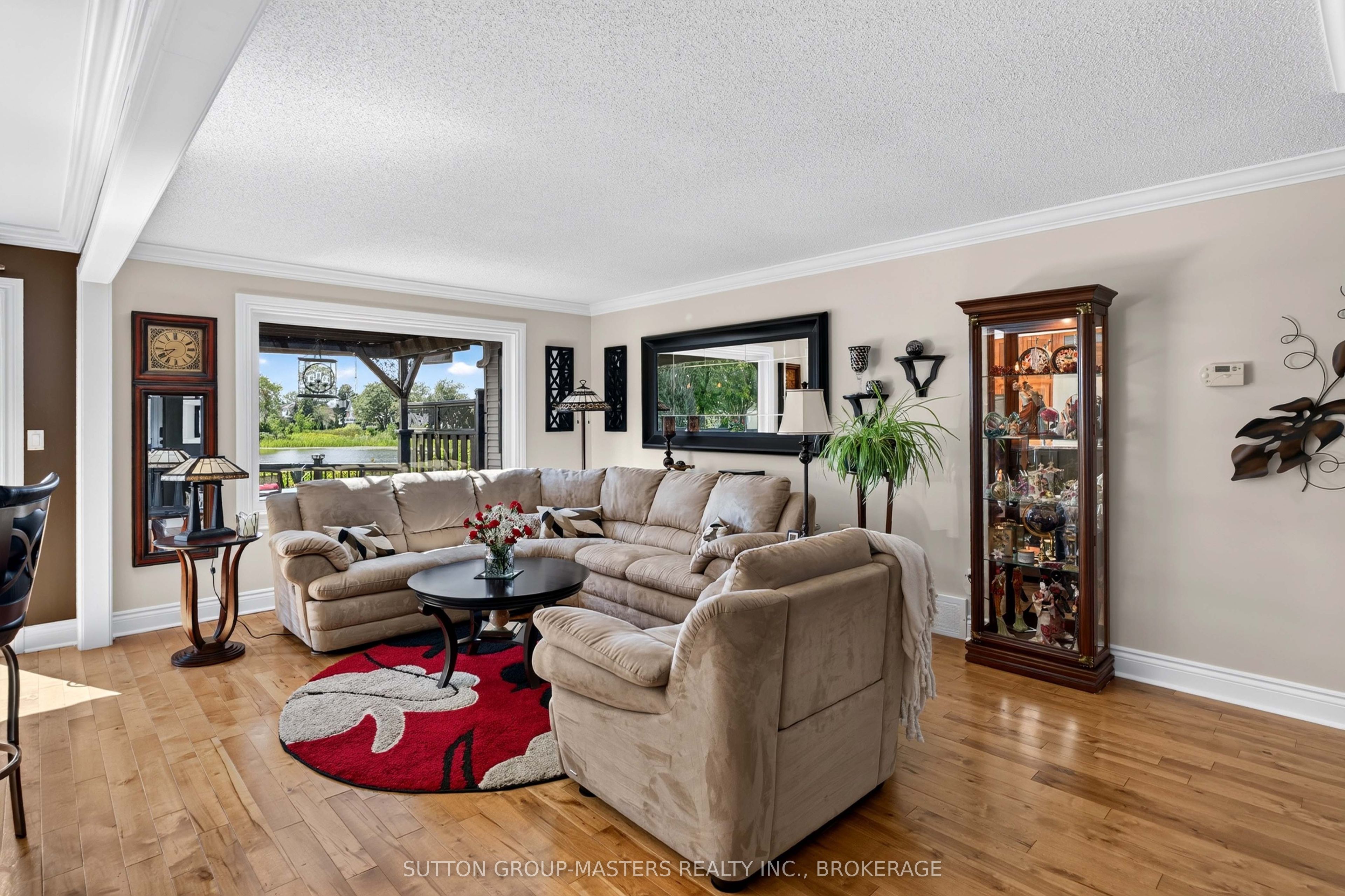 55 Abbey Dawn Drive Property Photo 13