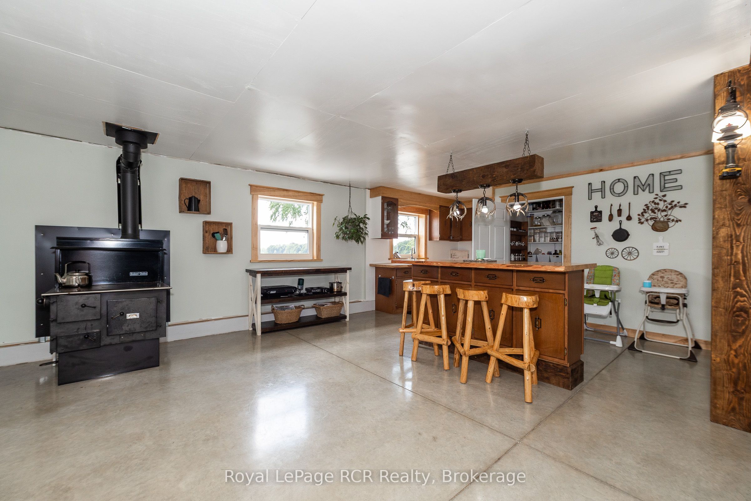 1720 Bruce 10 Road Property Photo 8