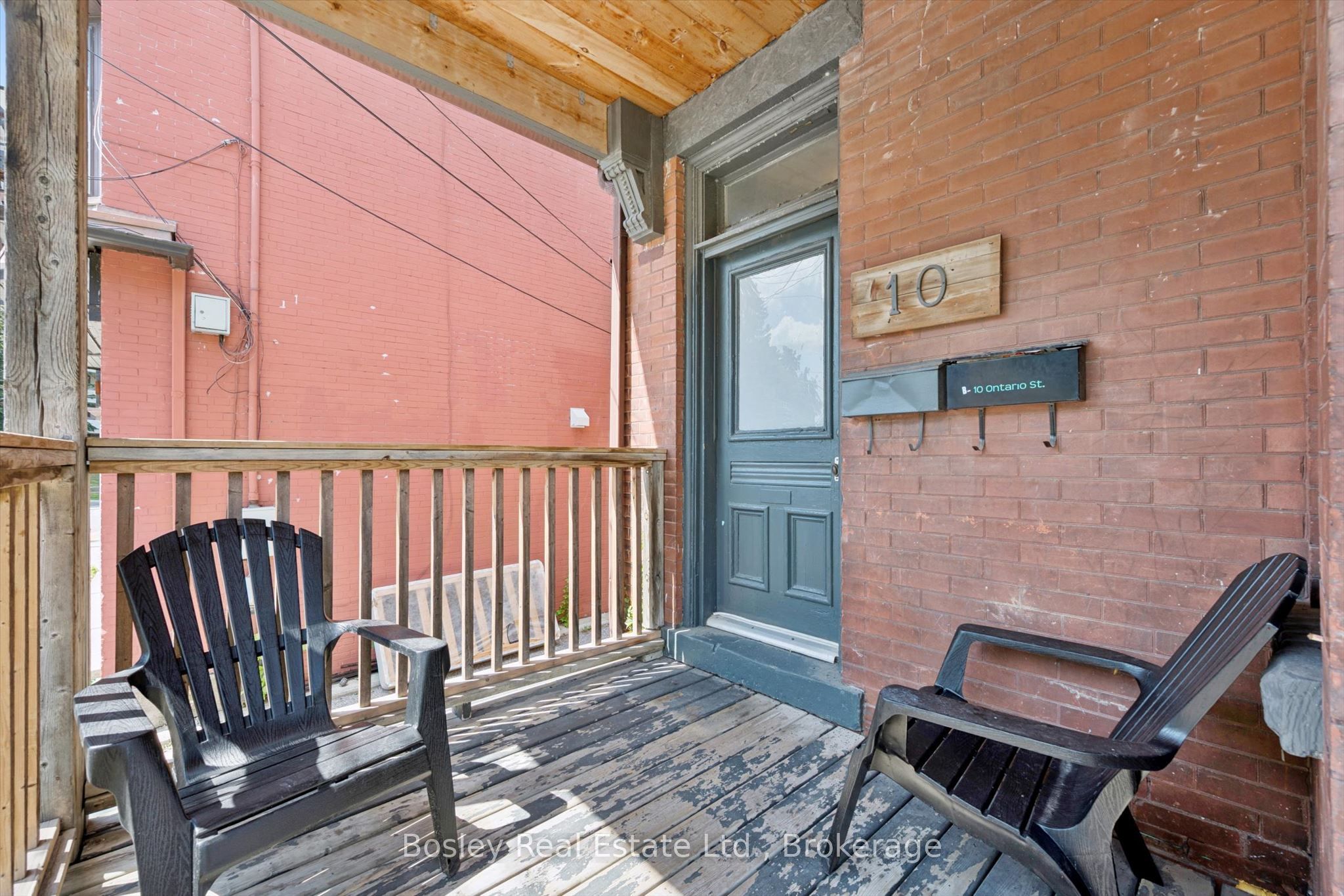 10 Ontario Street Property Photo 5