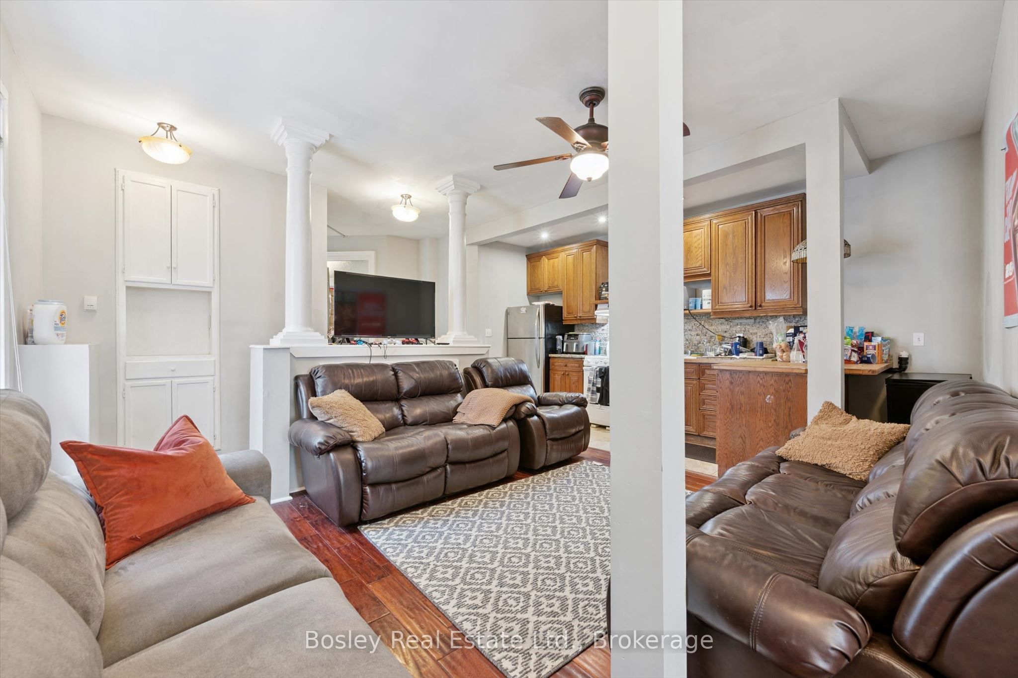 10 Ontario Street Property Photo 7