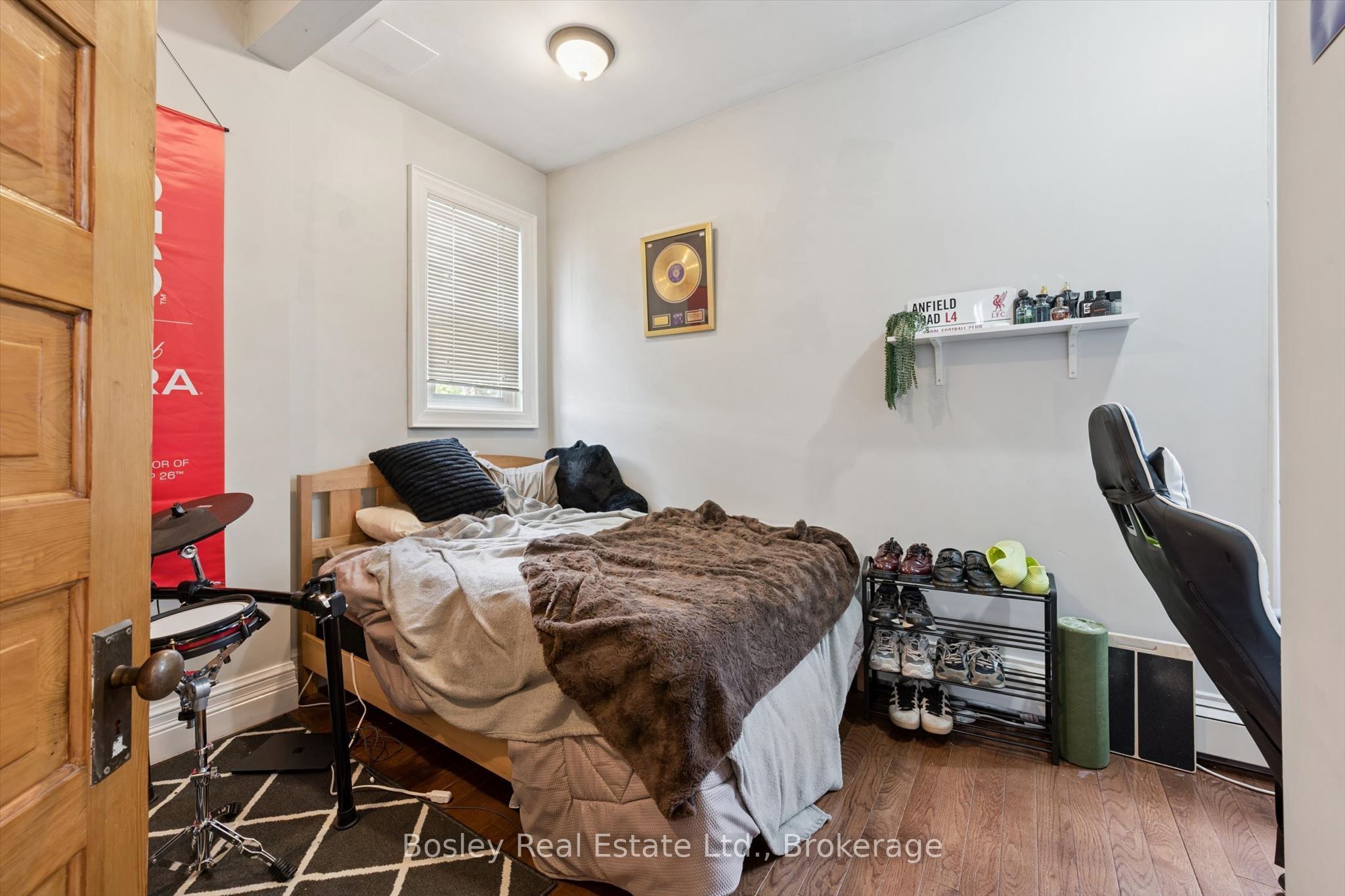 10 Ontario Street Property Photo 12