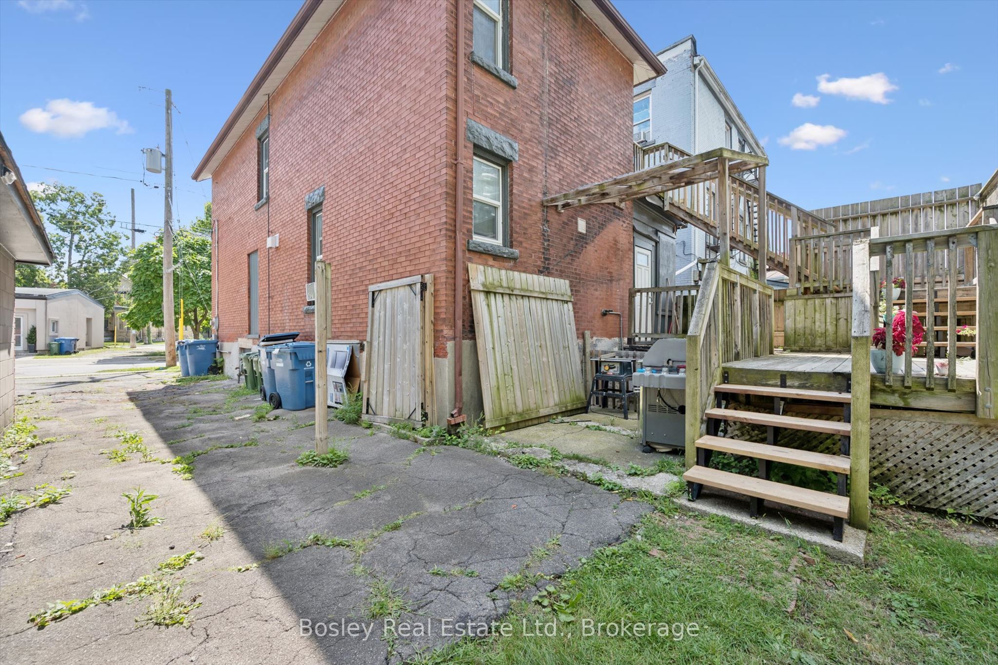 10 Ontario Street Property Photo 23