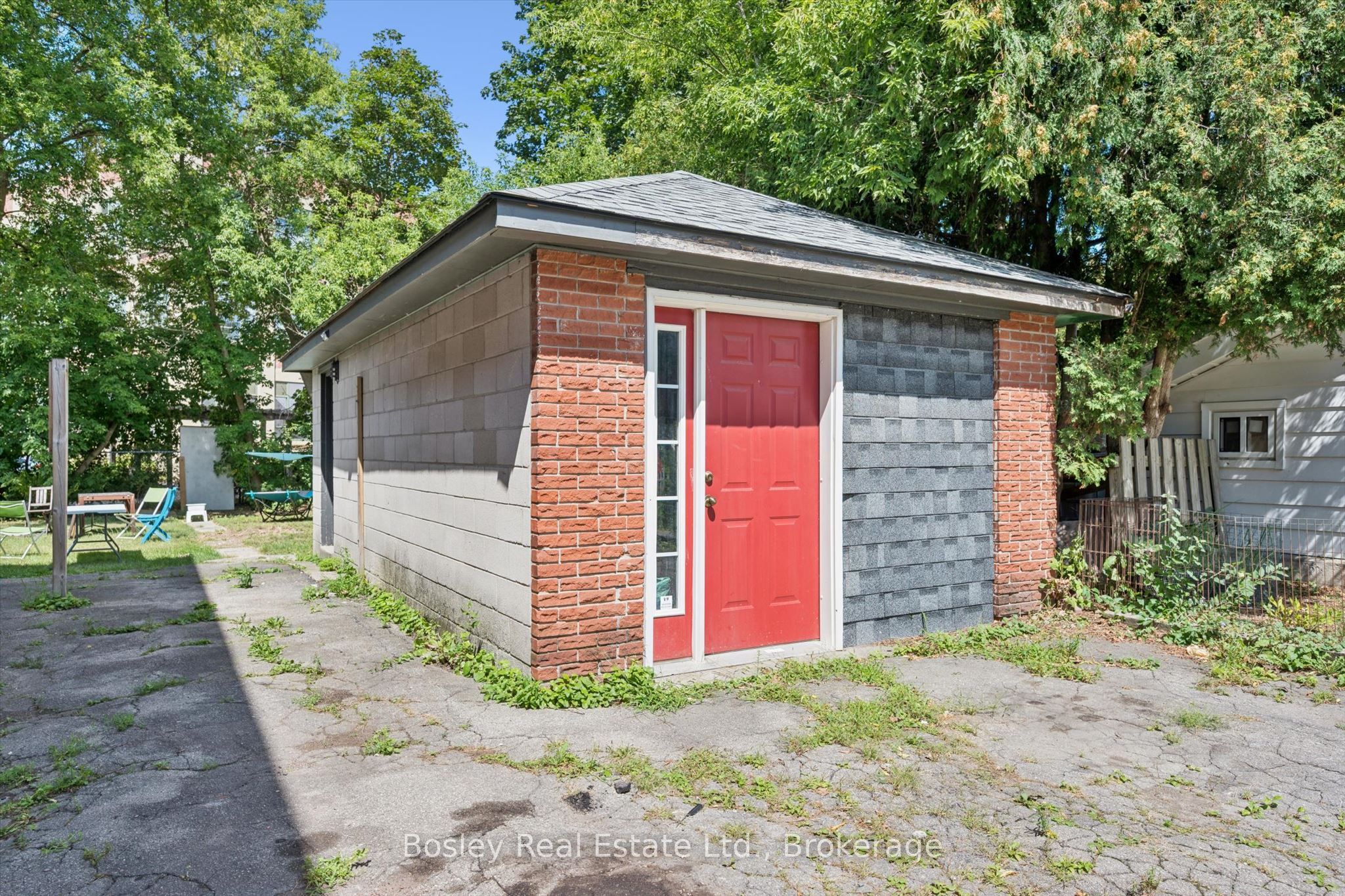 10 Ontario Street Property Photo 42
