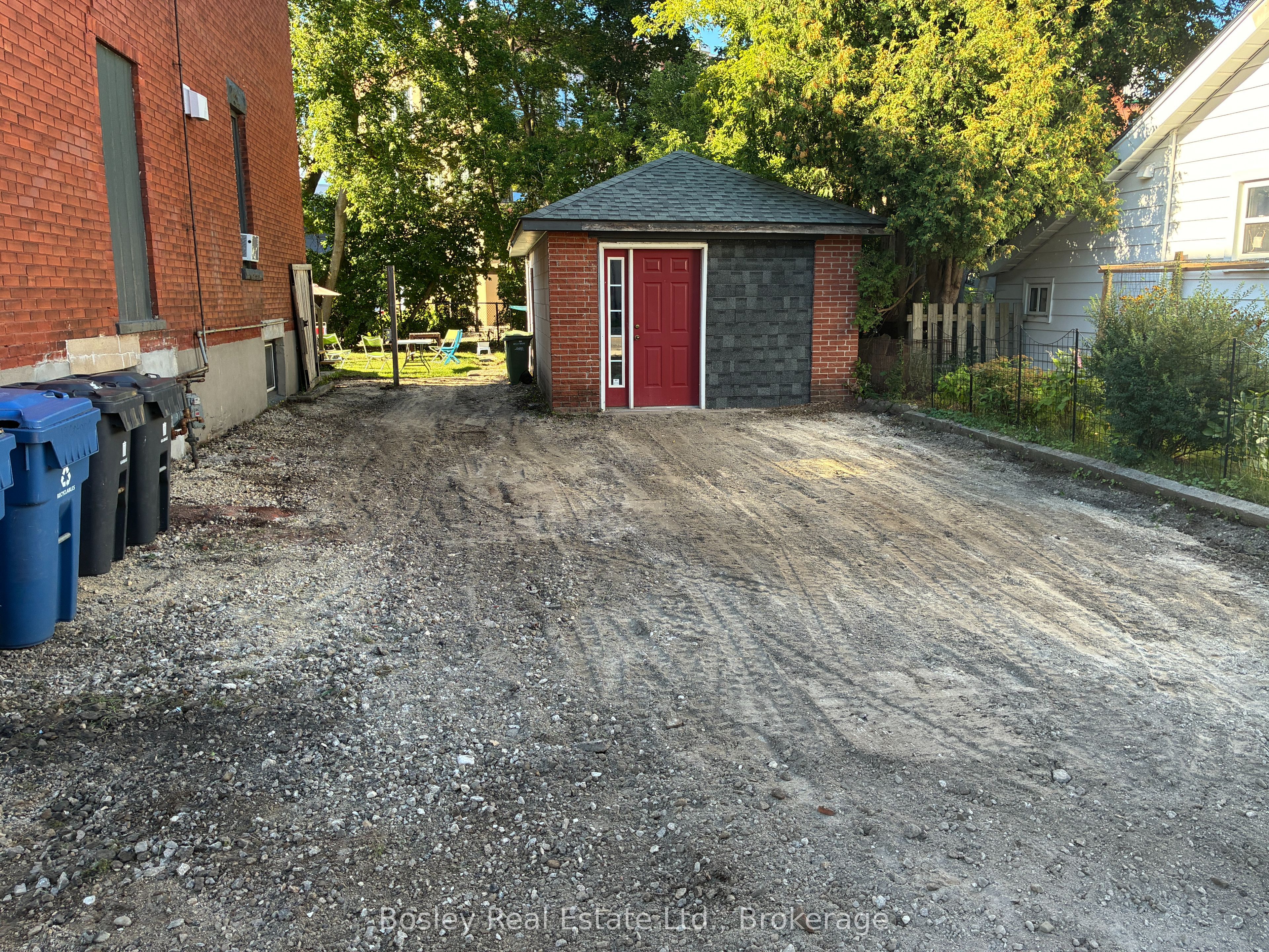 10 Ontario Street Property Photo 45