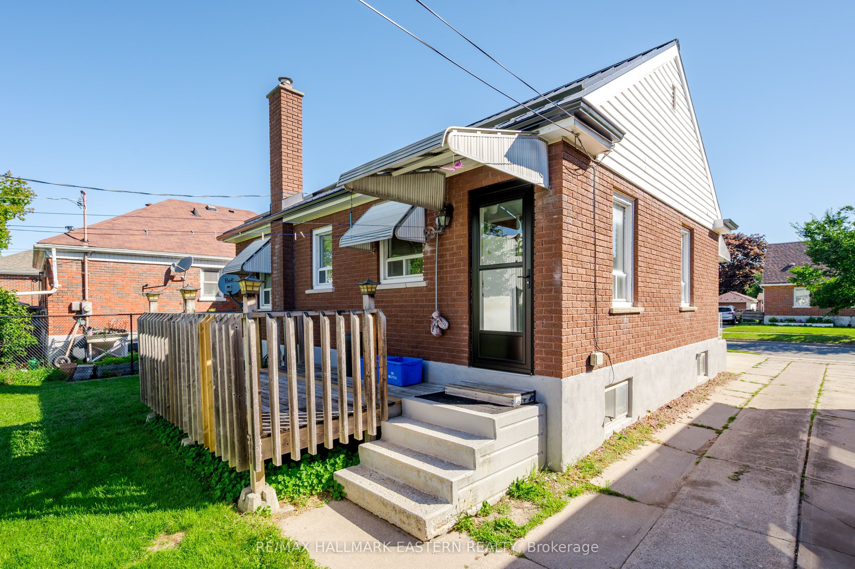 51 Ephgrave Boulevard Property Photo 25