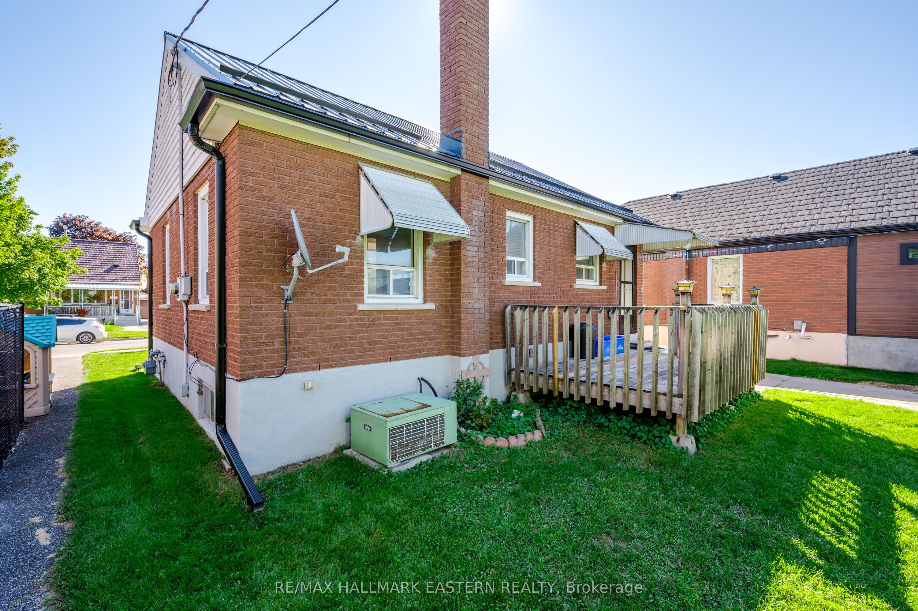 51 Ephgrave Boulevard Property Photo 30